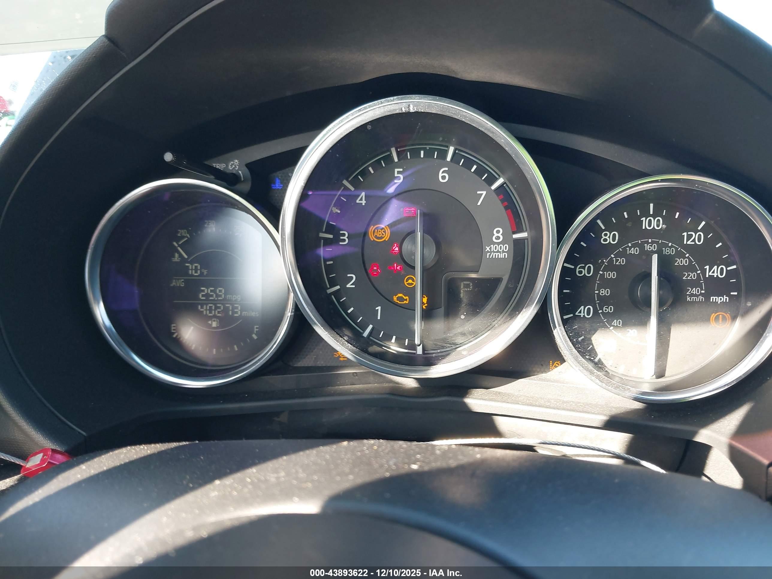 MAZDA MX-5 image 7