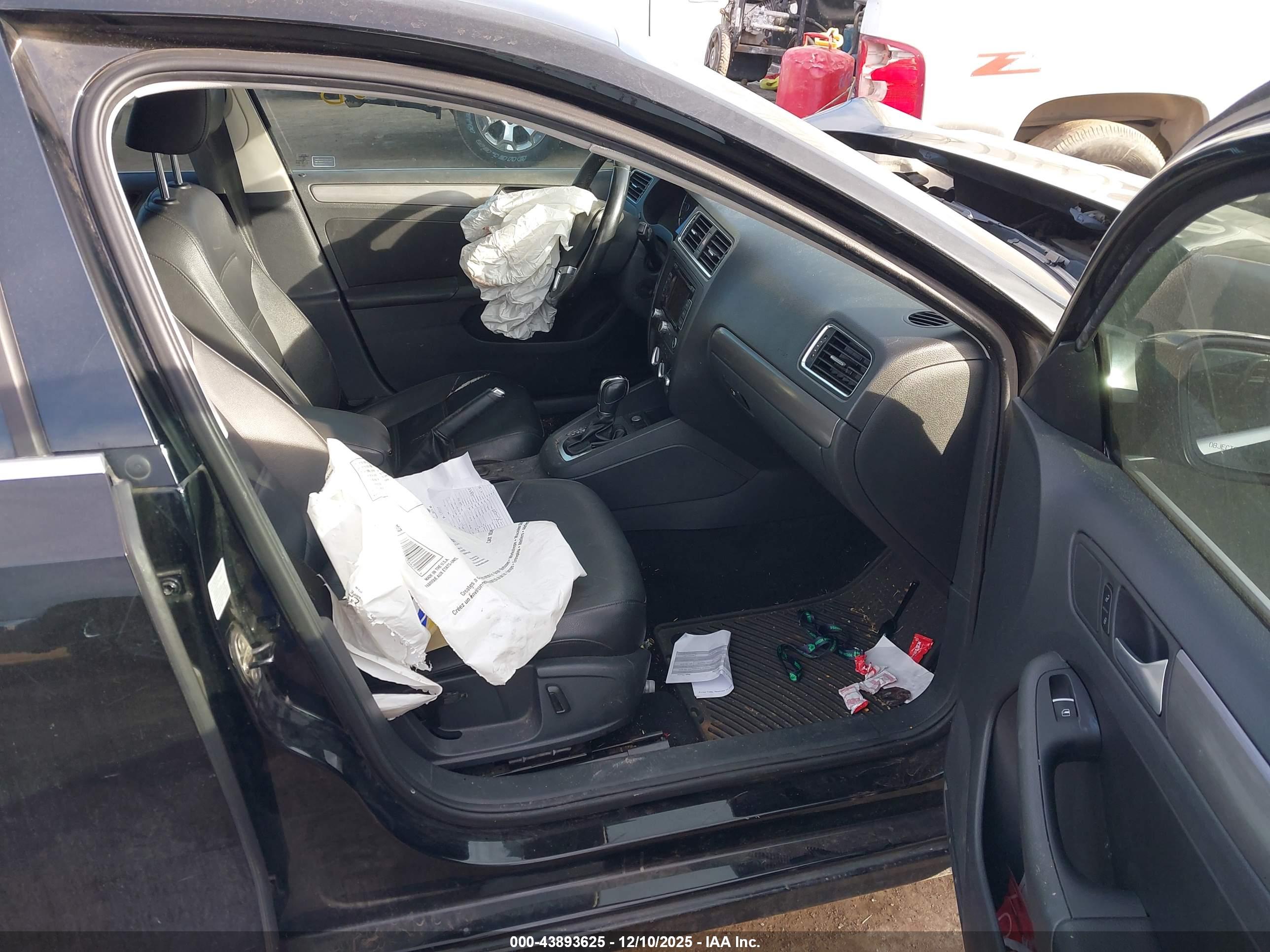 VOLKSWAGEN JETTA image 5