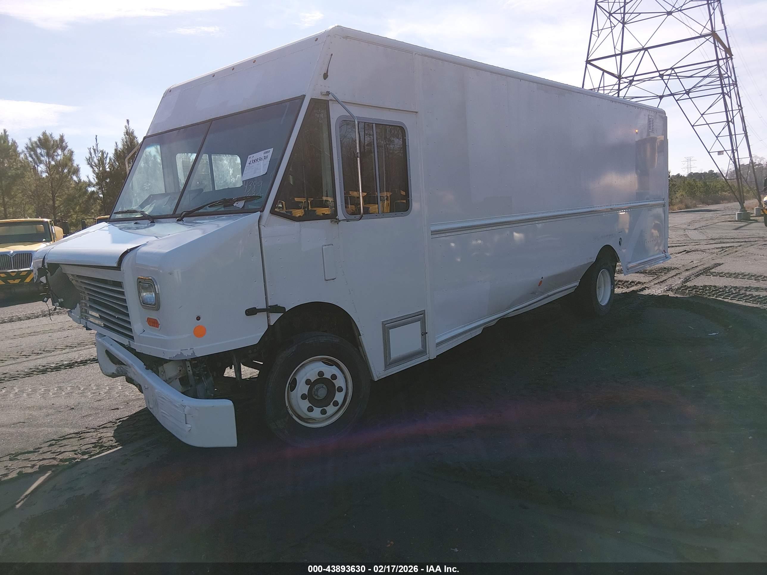 FREIGHTLINER MT55G image 2