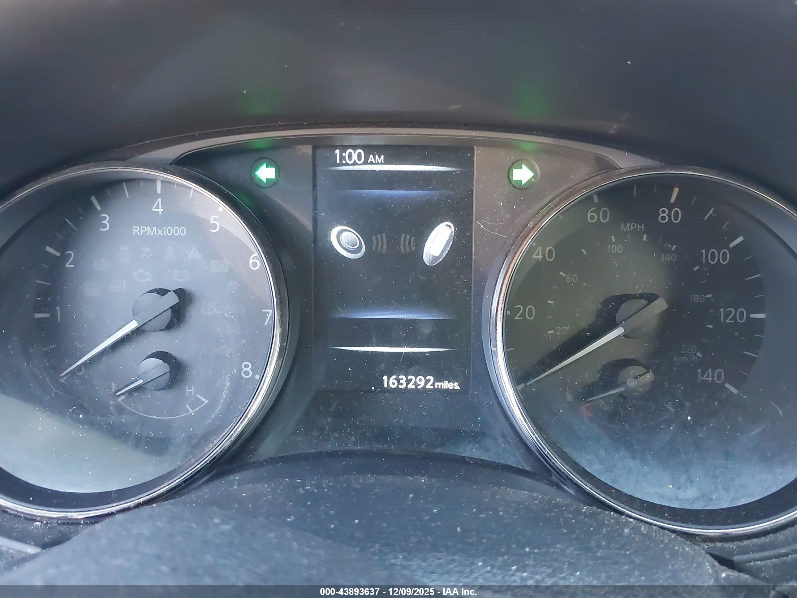 NISSAN ROGUE image 7