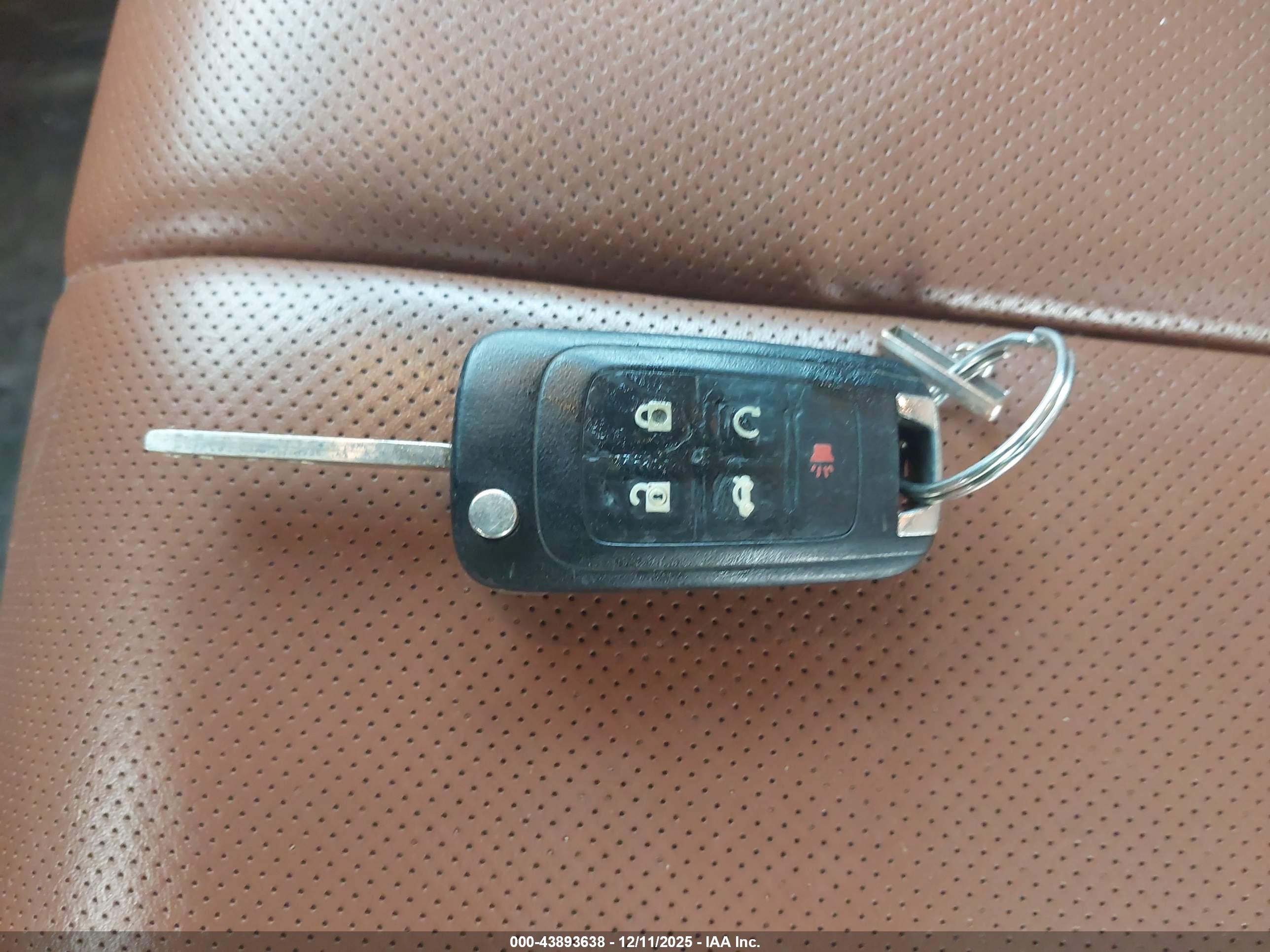CHEVROLET EQUINOX image 11