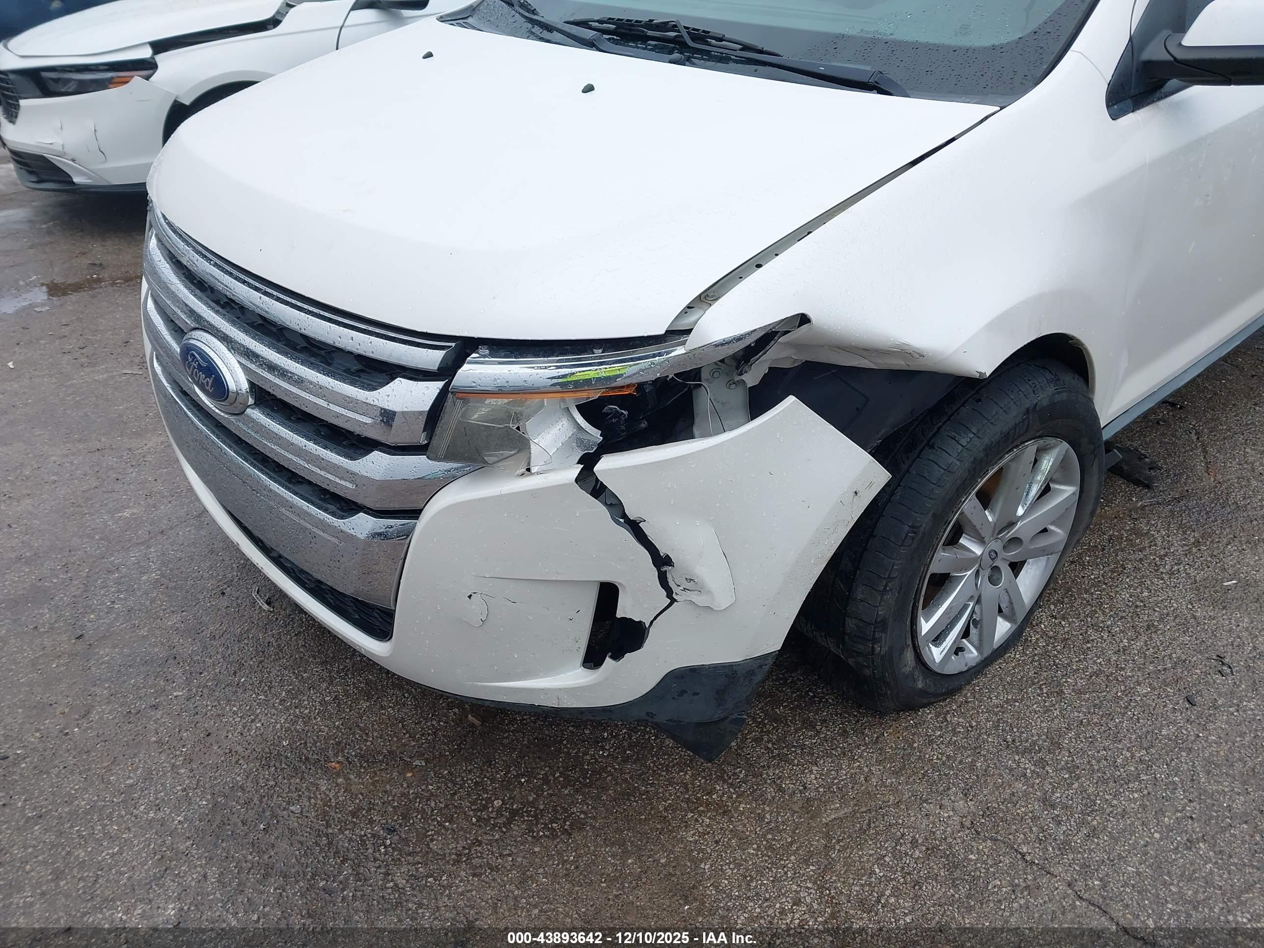 FORD EDGE image 6