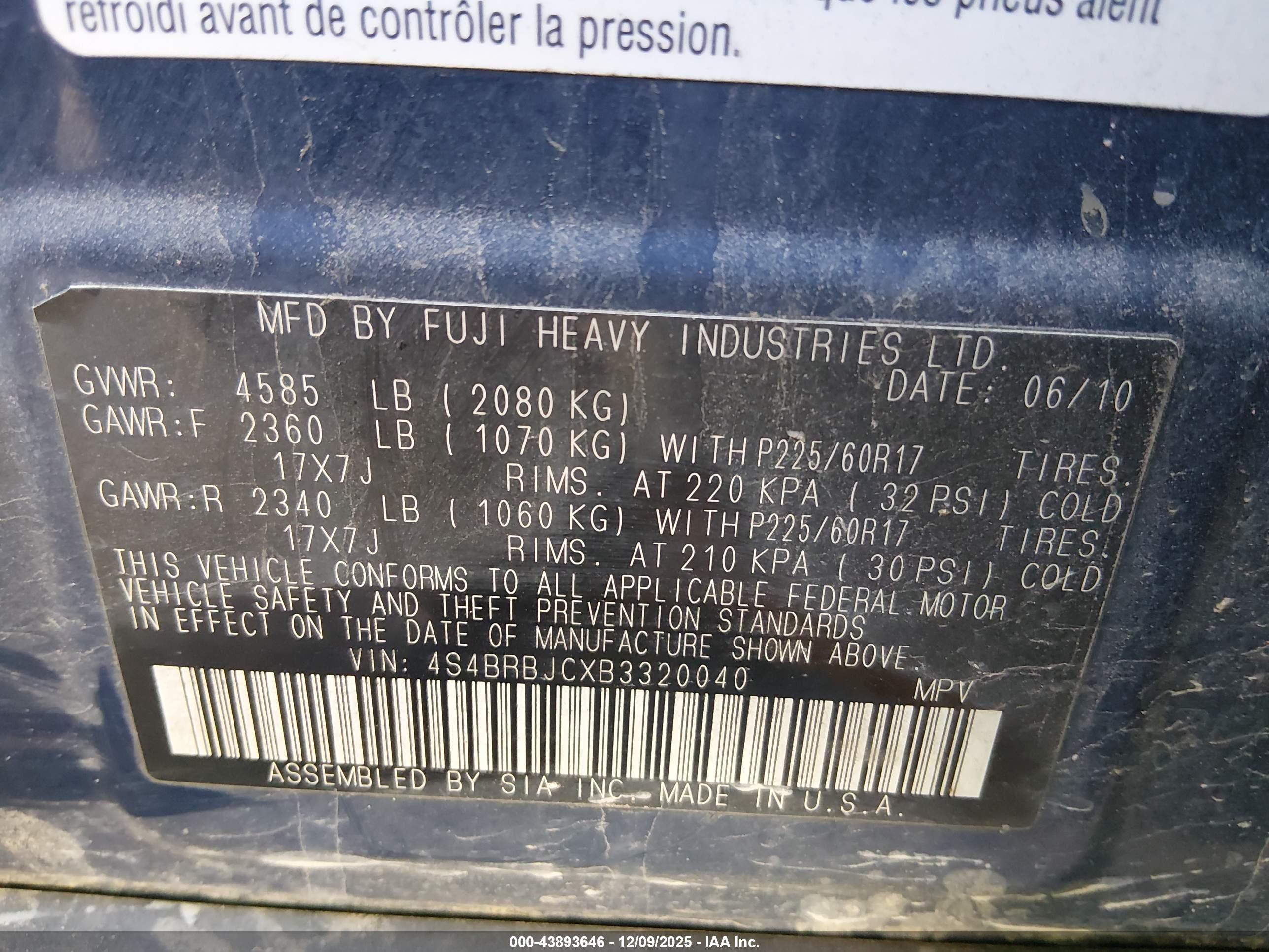 SUBARU OUTBACK image 9