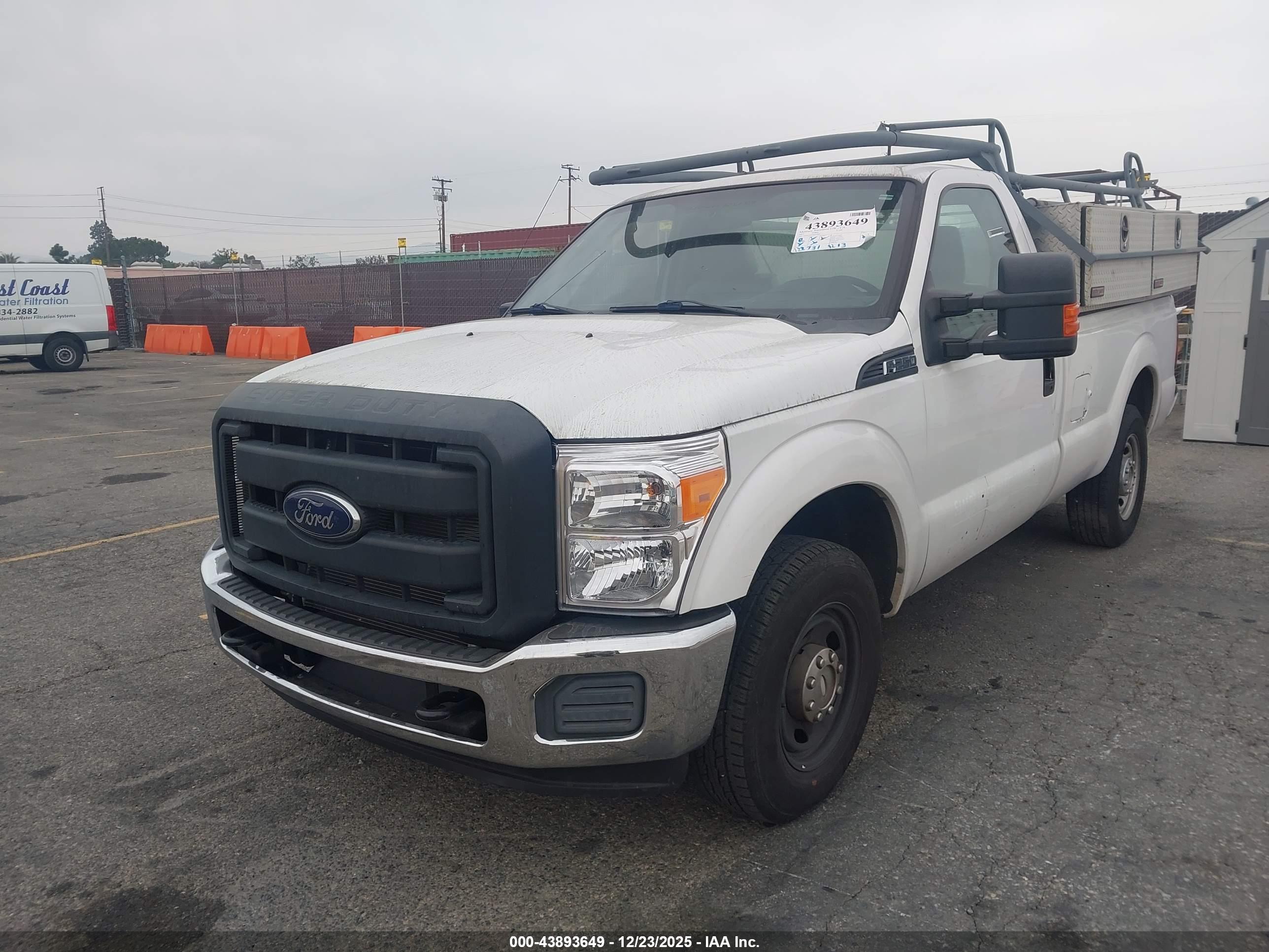 FORD F-250 image 2