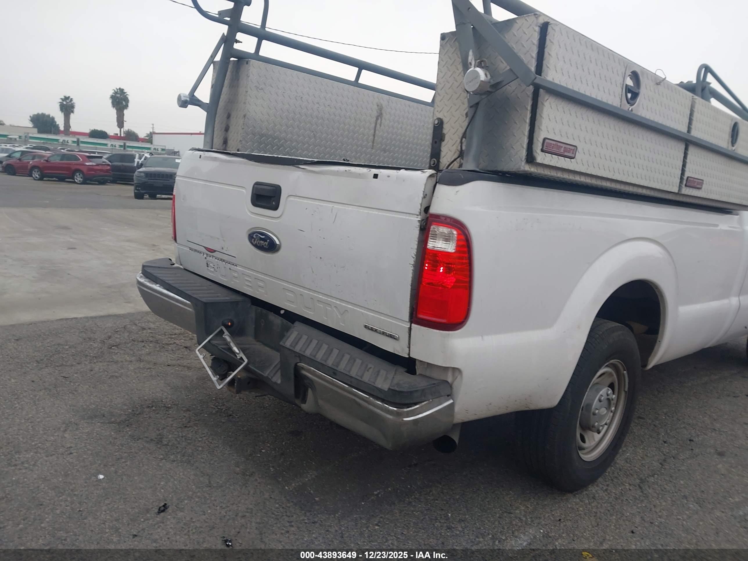 FORD F-250 image 4