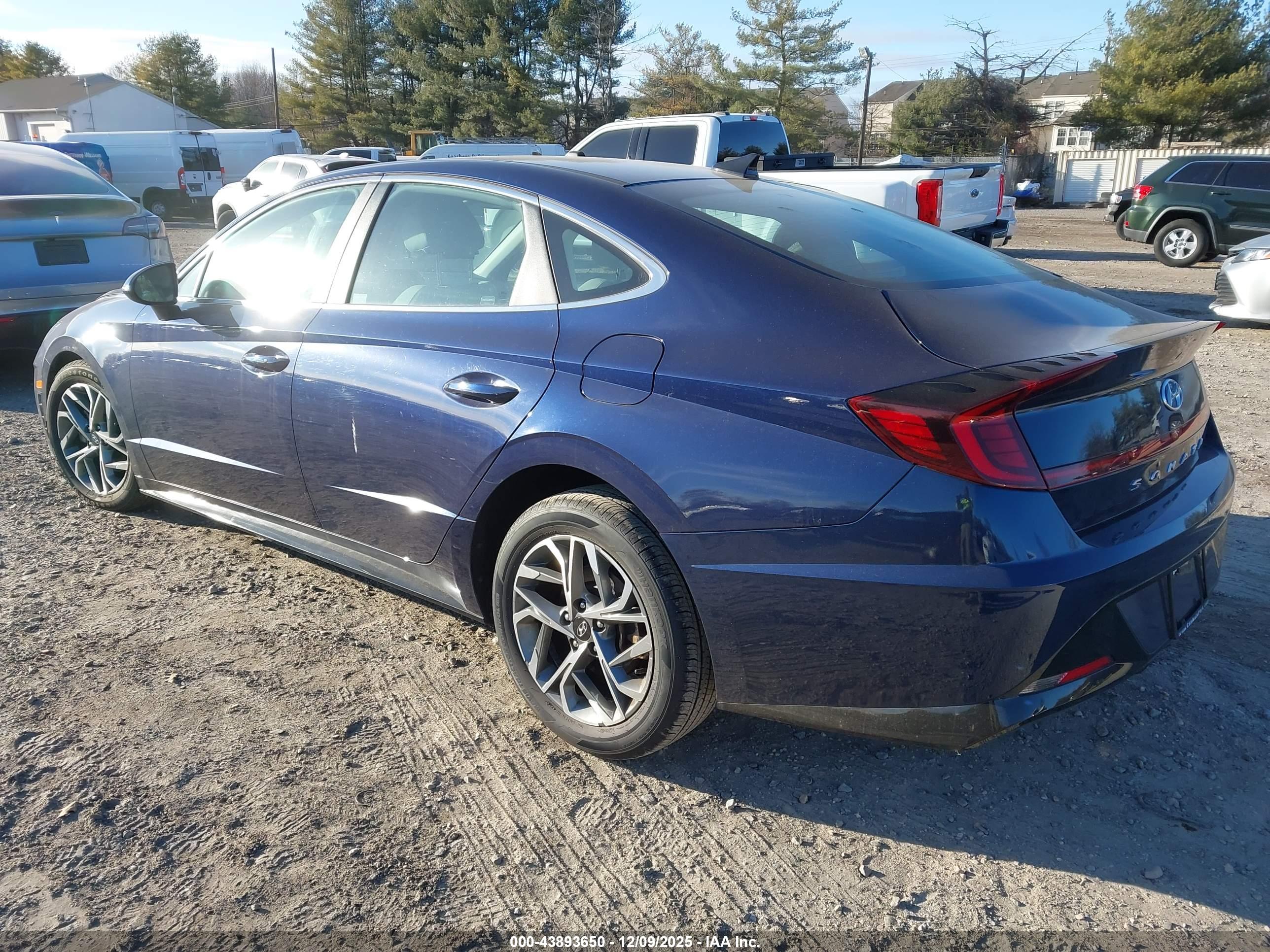 HYUNDAI SONATA image 3