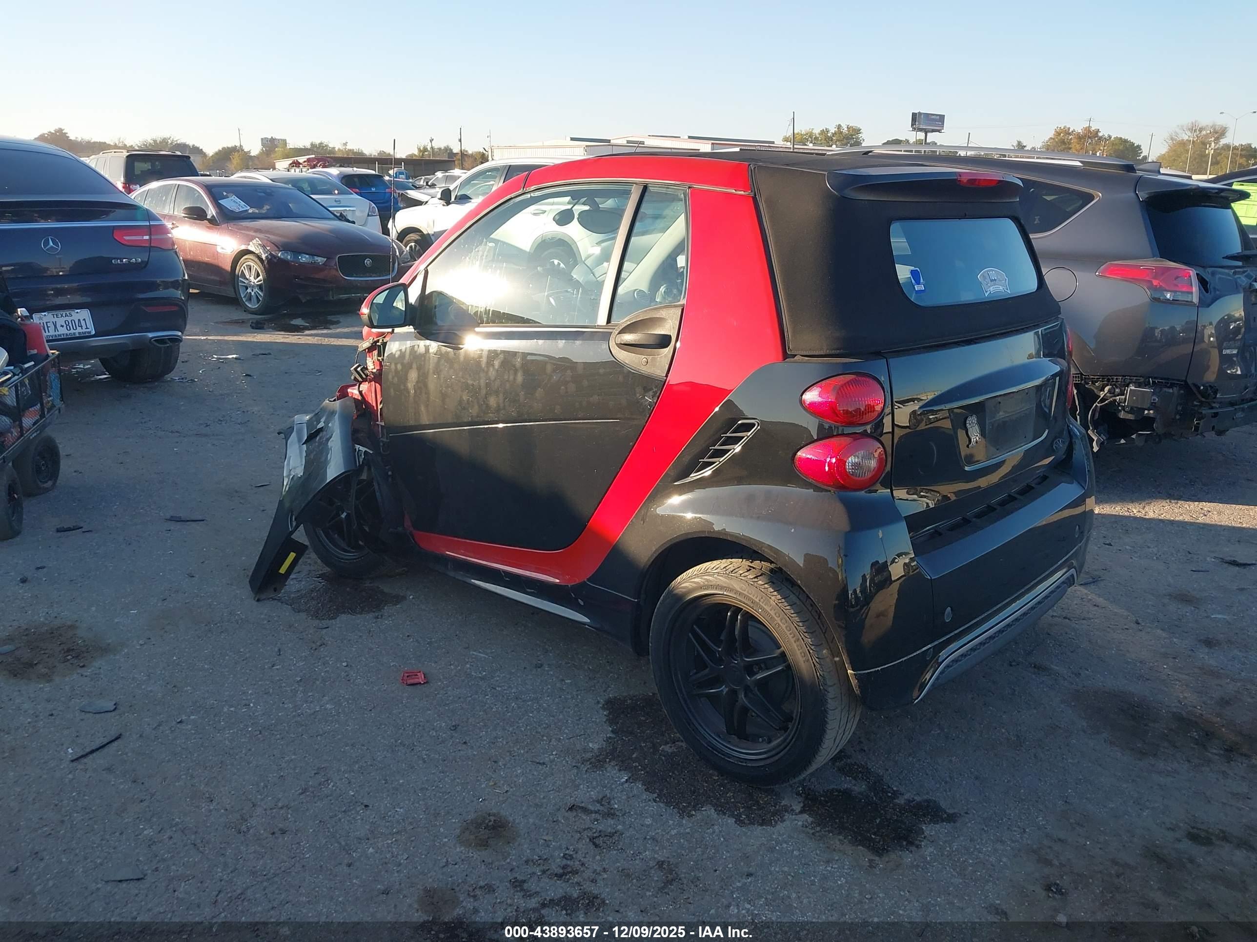 SMART FORTWO image 3