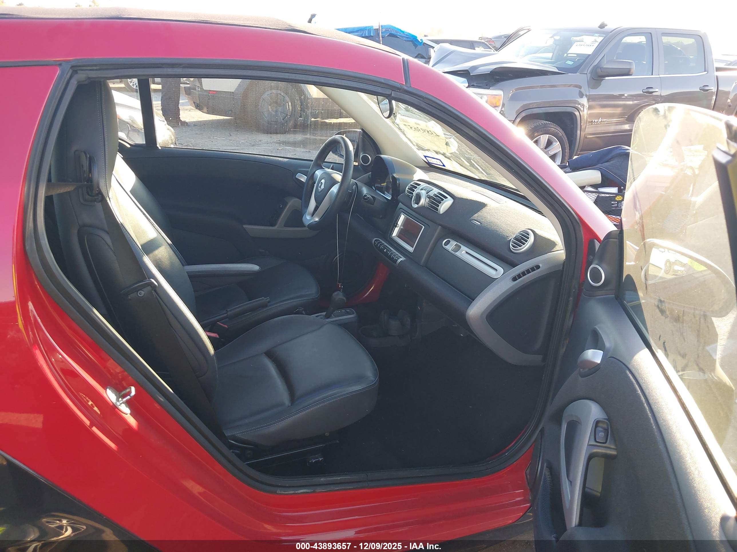 SMART FORTWO image 5