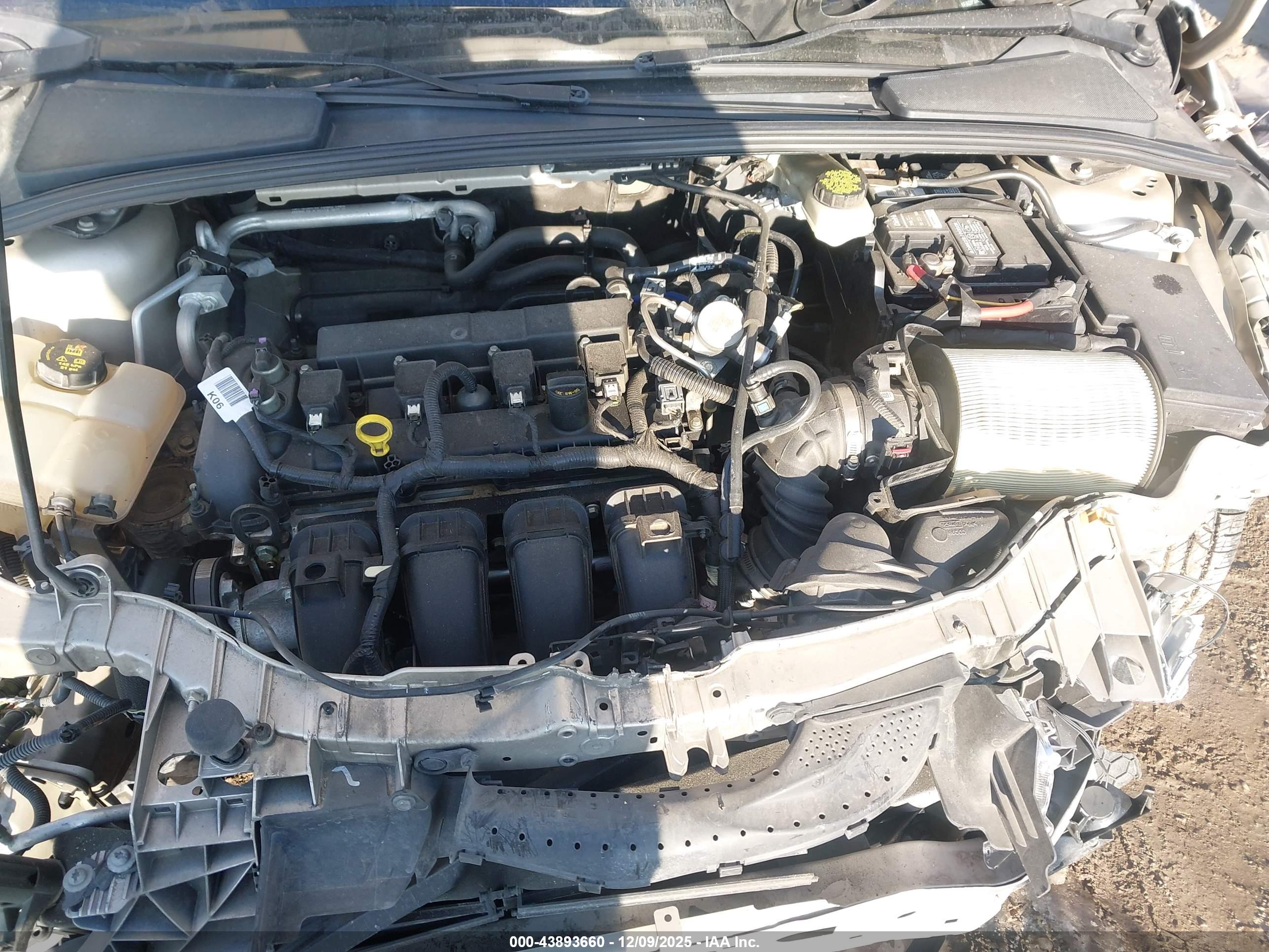 FORD FOCUS image 10