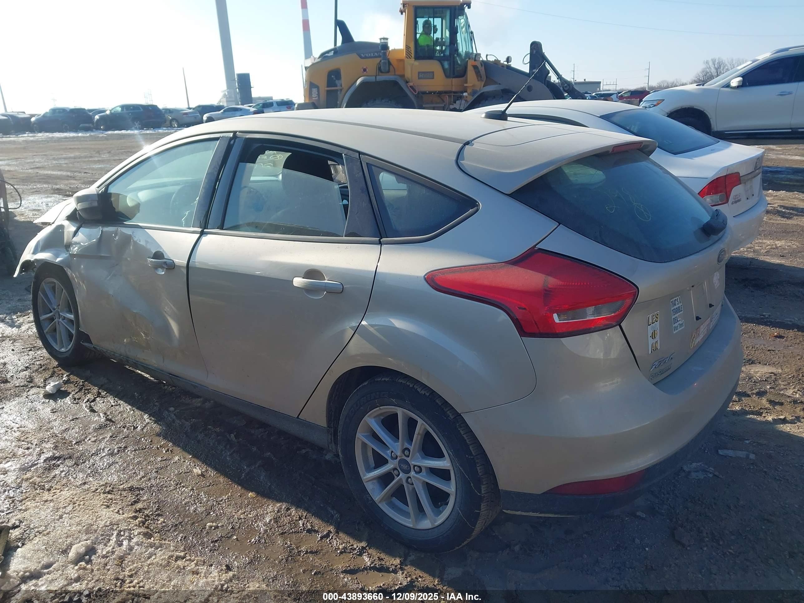 FORD FOCUS image 3