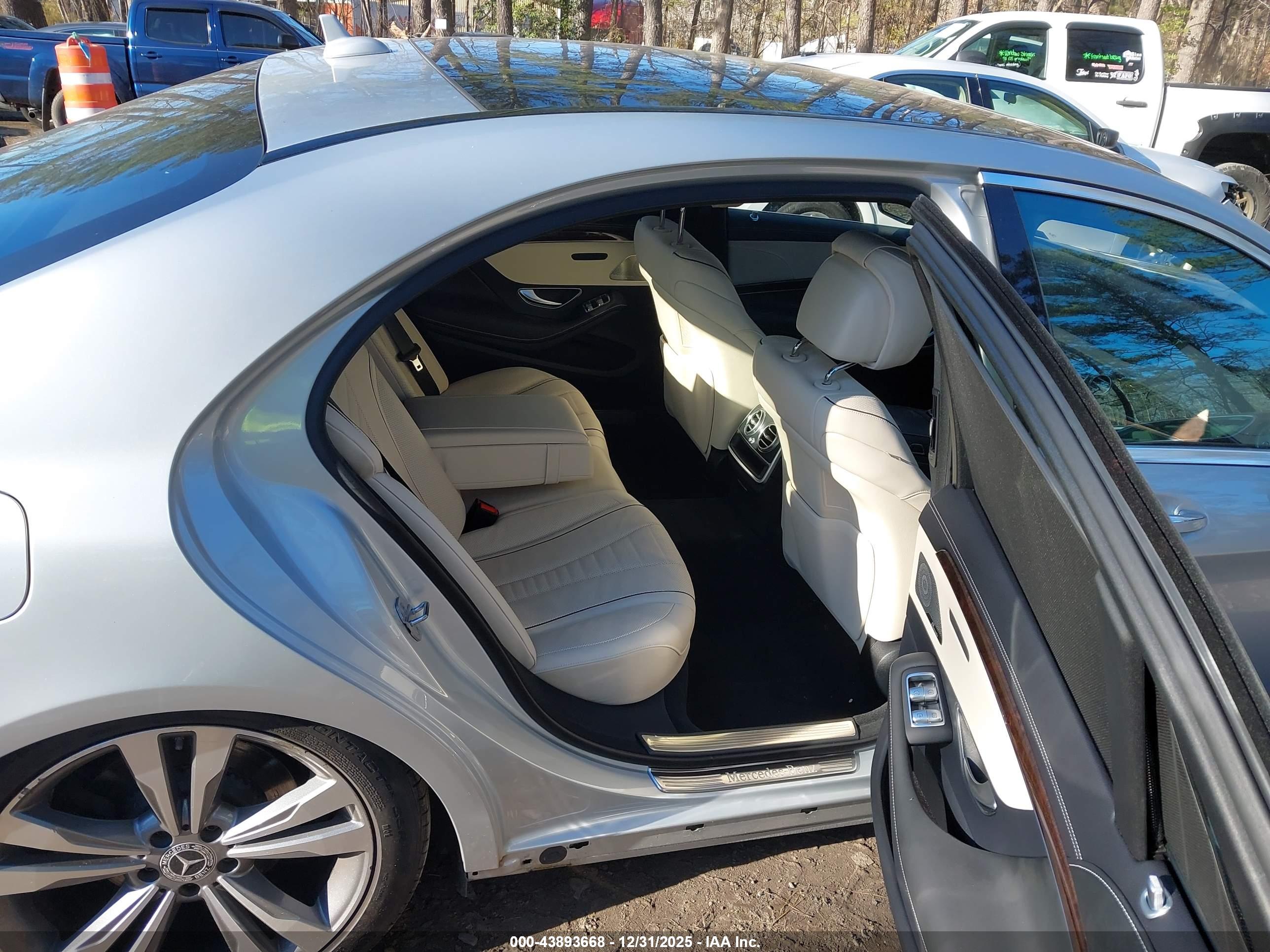MERCEDES-BENZ S image 8