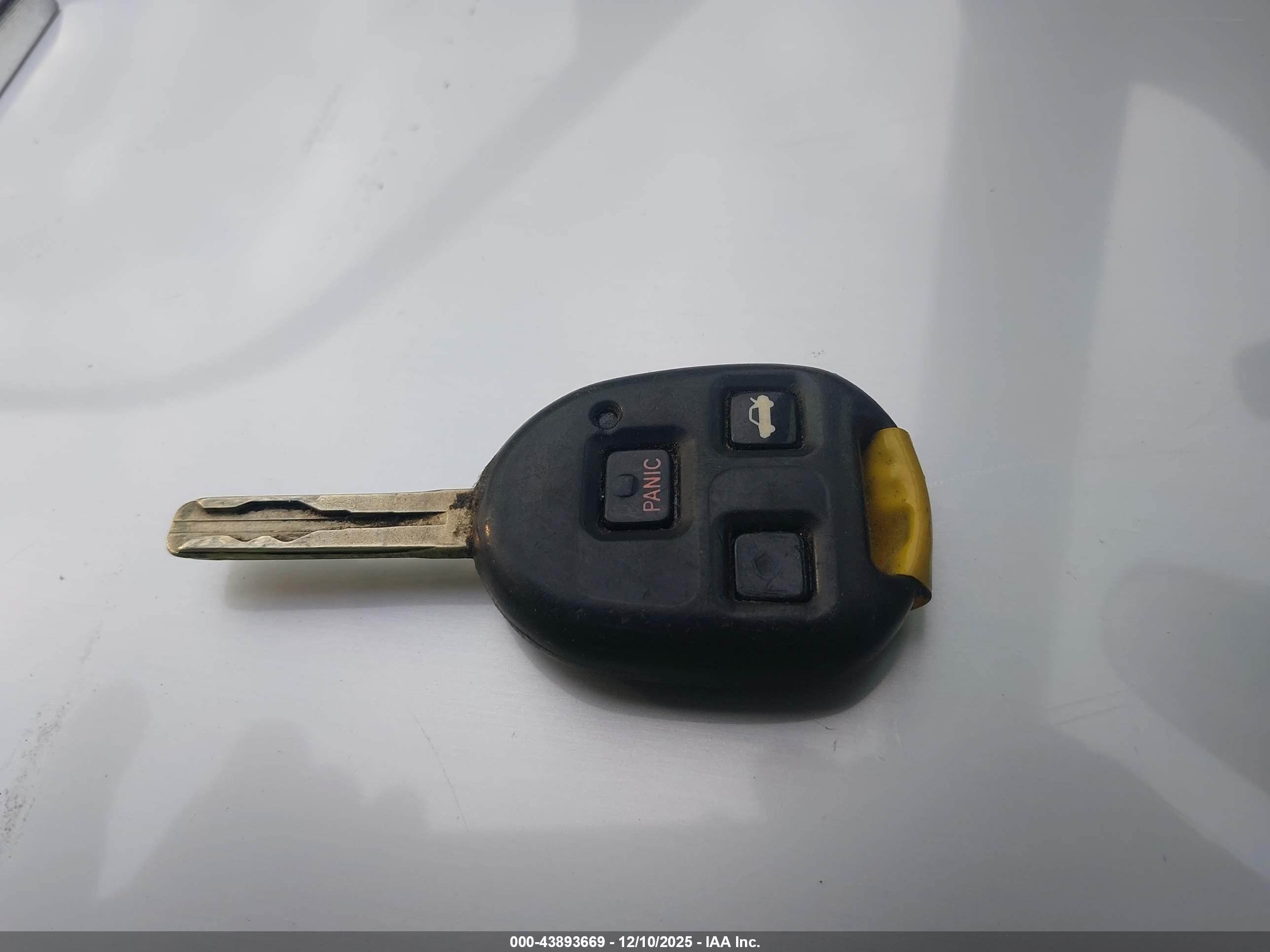 LEXUS ES image 11