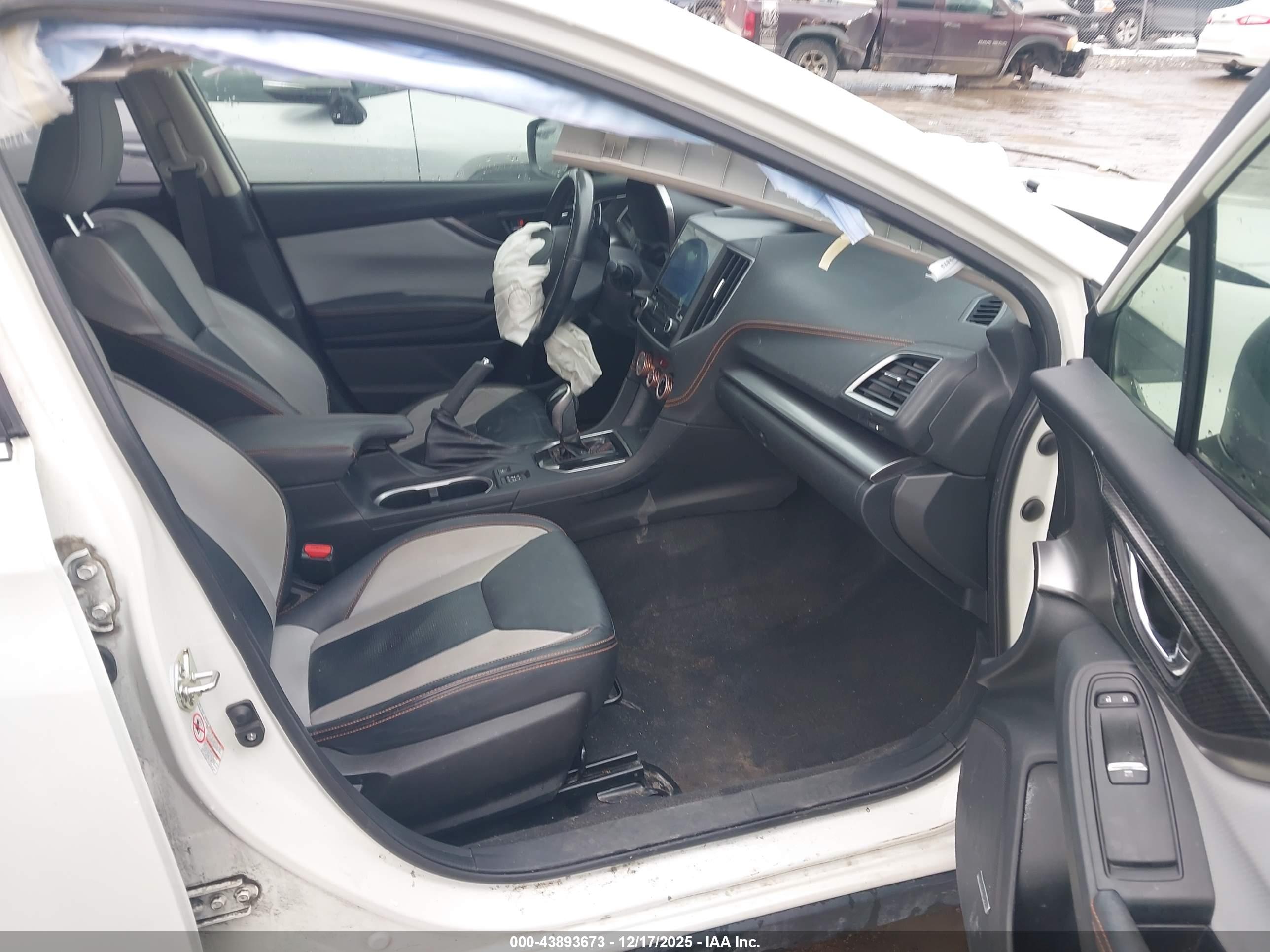 SUBARU CROSSTREK image 5
