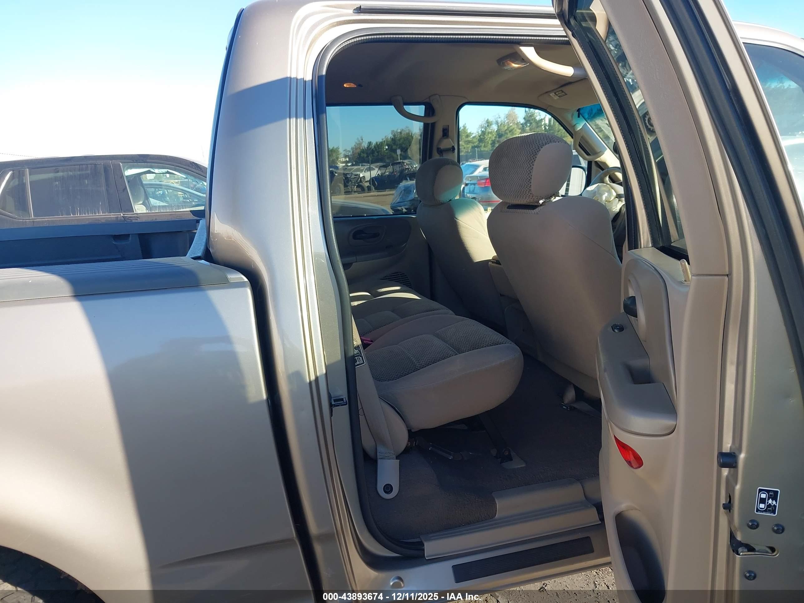 FORD F-150 image 8