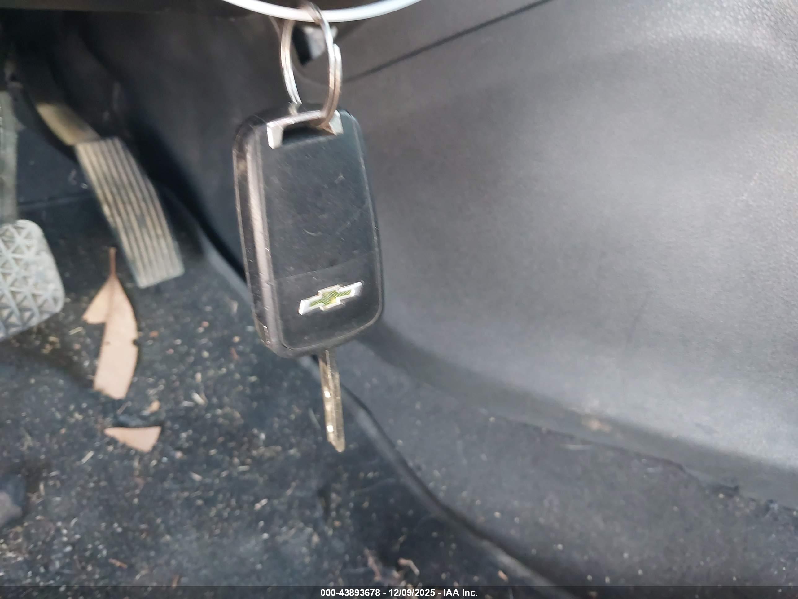 CHEVROLET CRUZE image 11