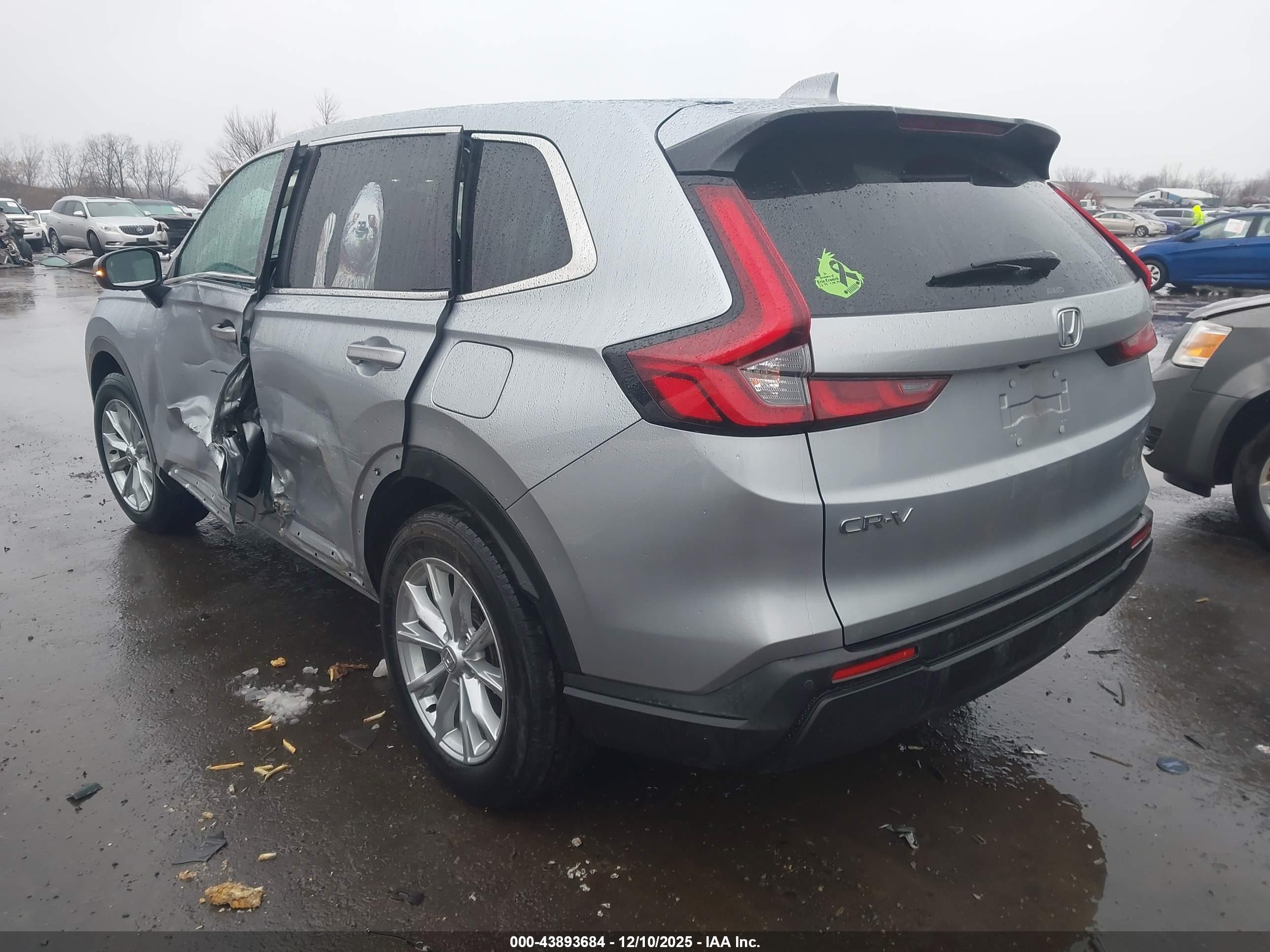 HONDA CR-V image 3