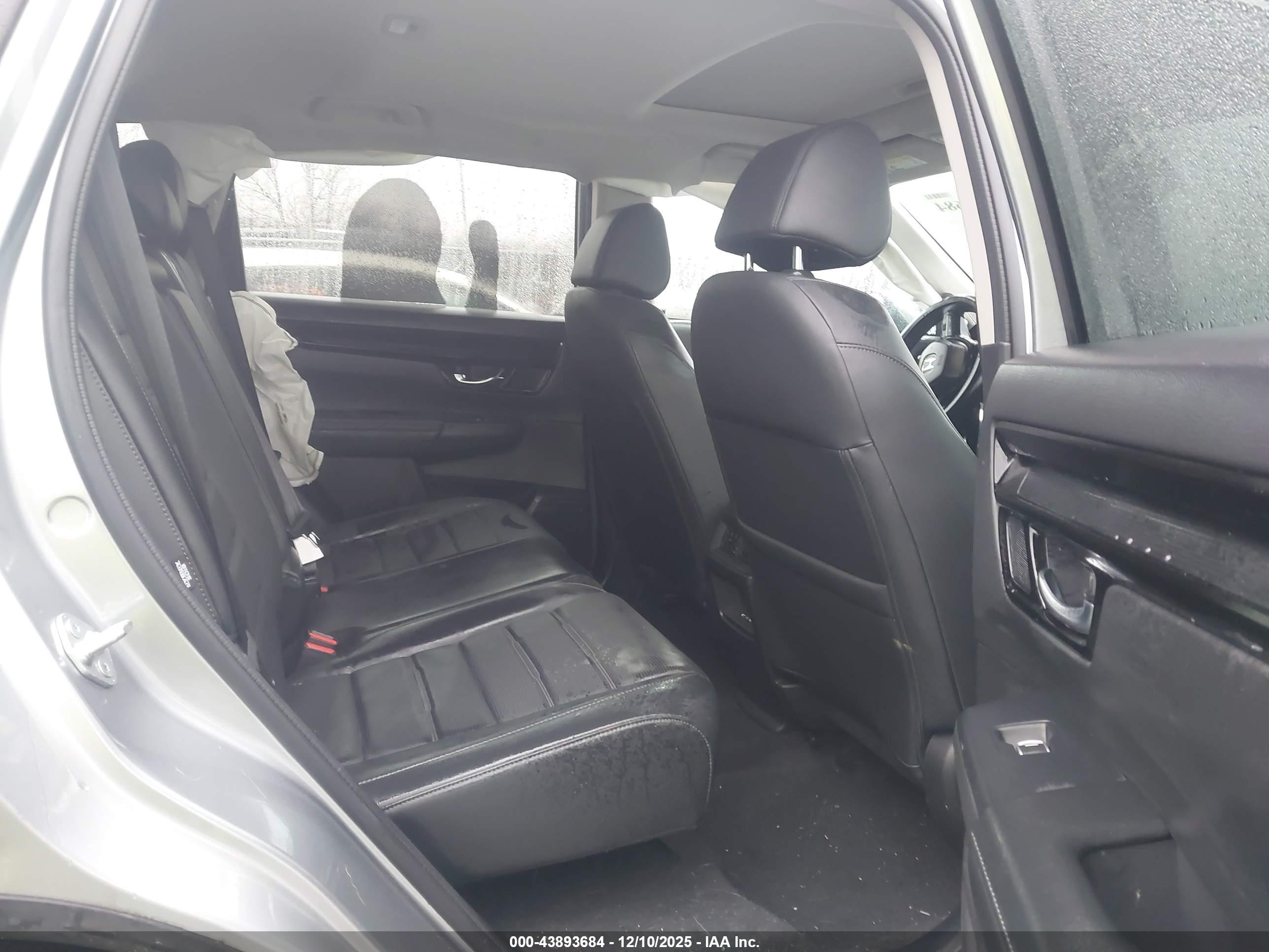 HONDA CR-V image 8