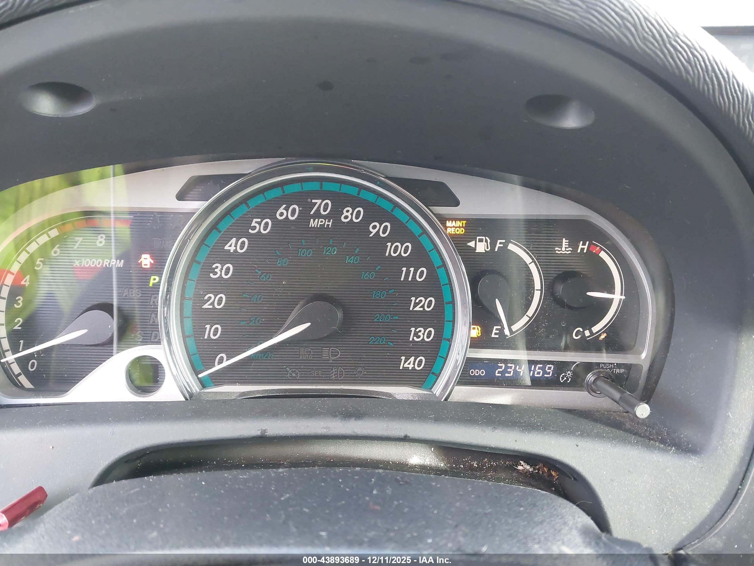 TOYOTA VENZA image 7