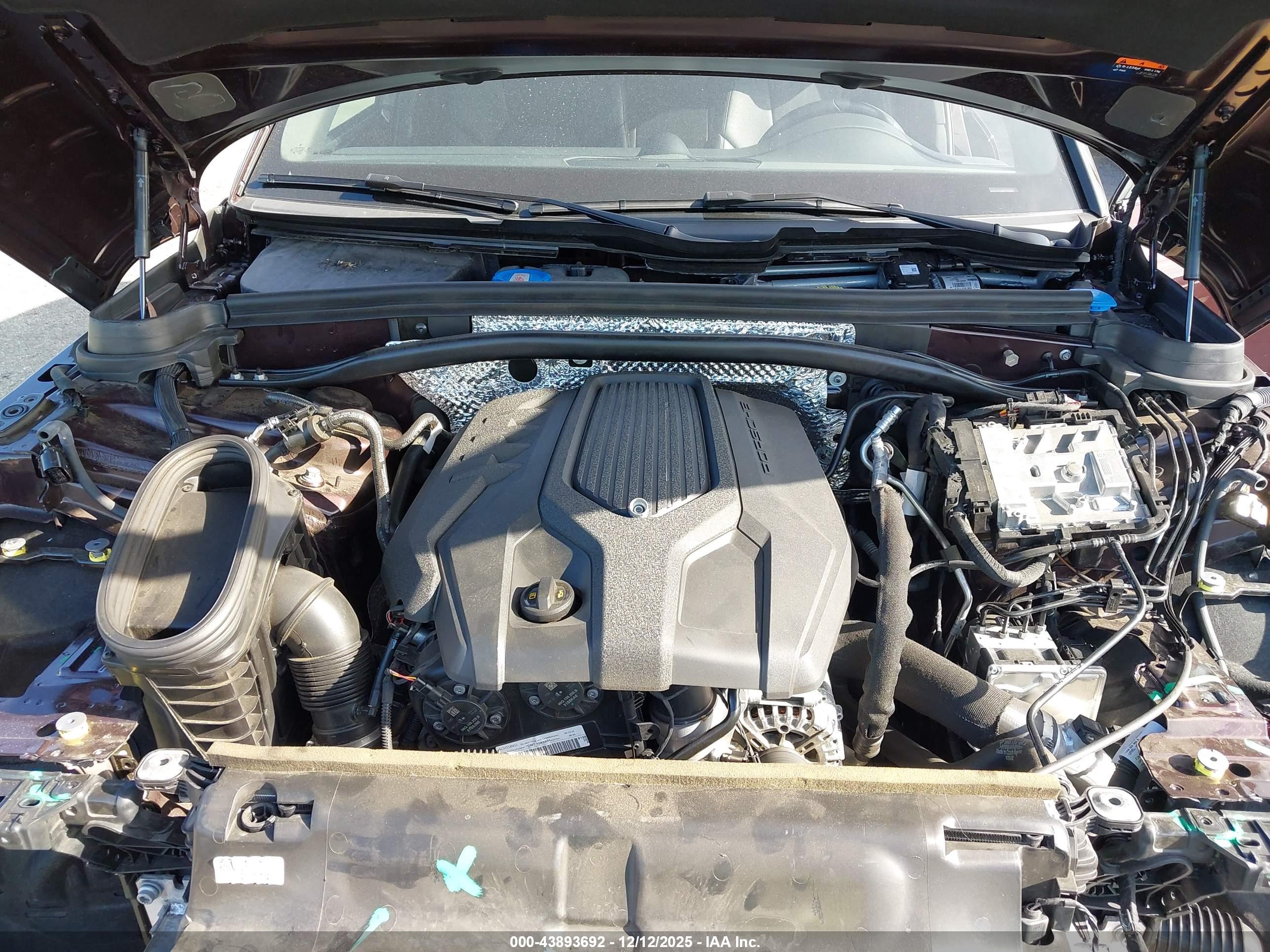 PORSCHE MACAN image 10