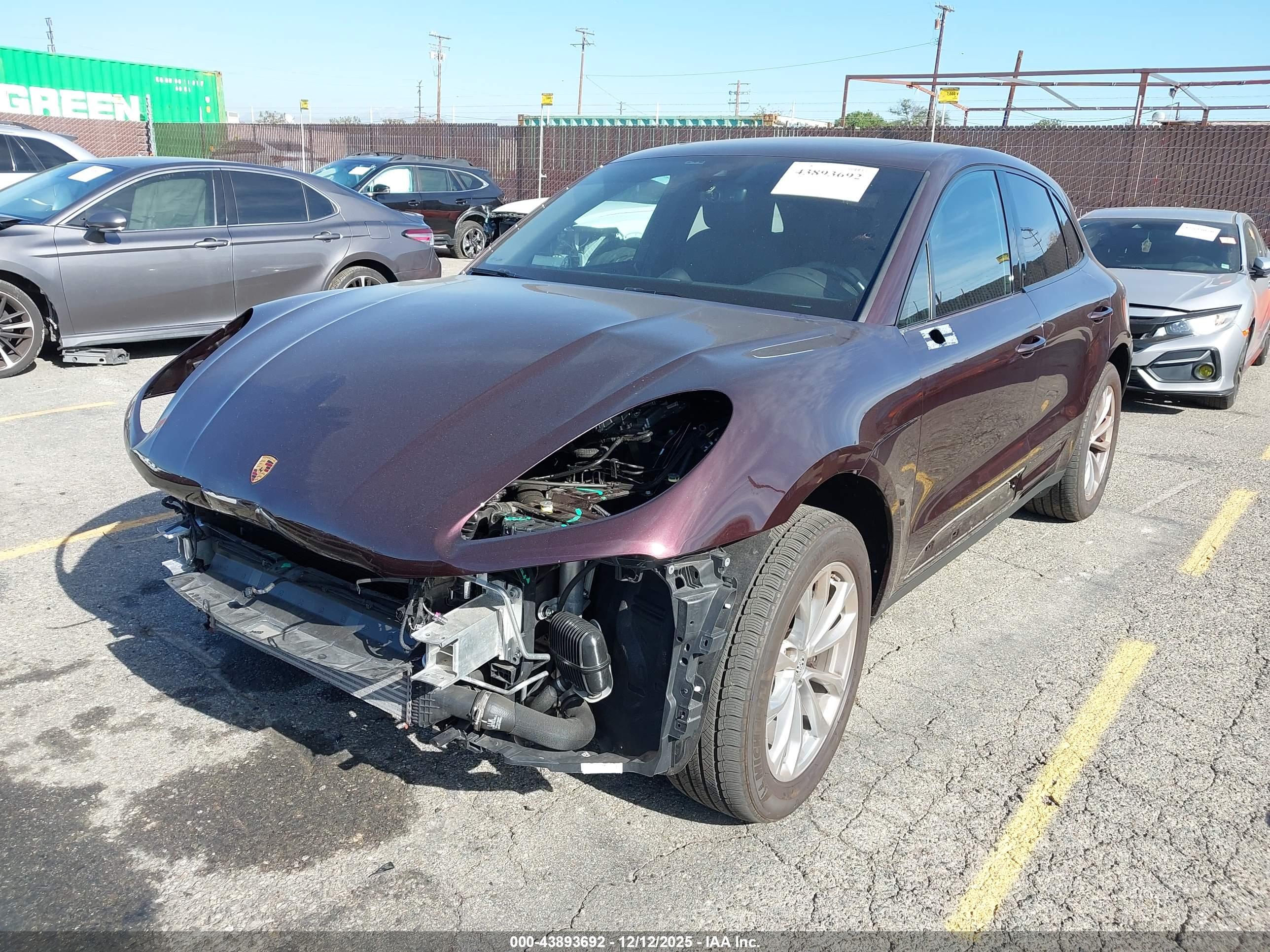 PORSCHE MACAN image 6