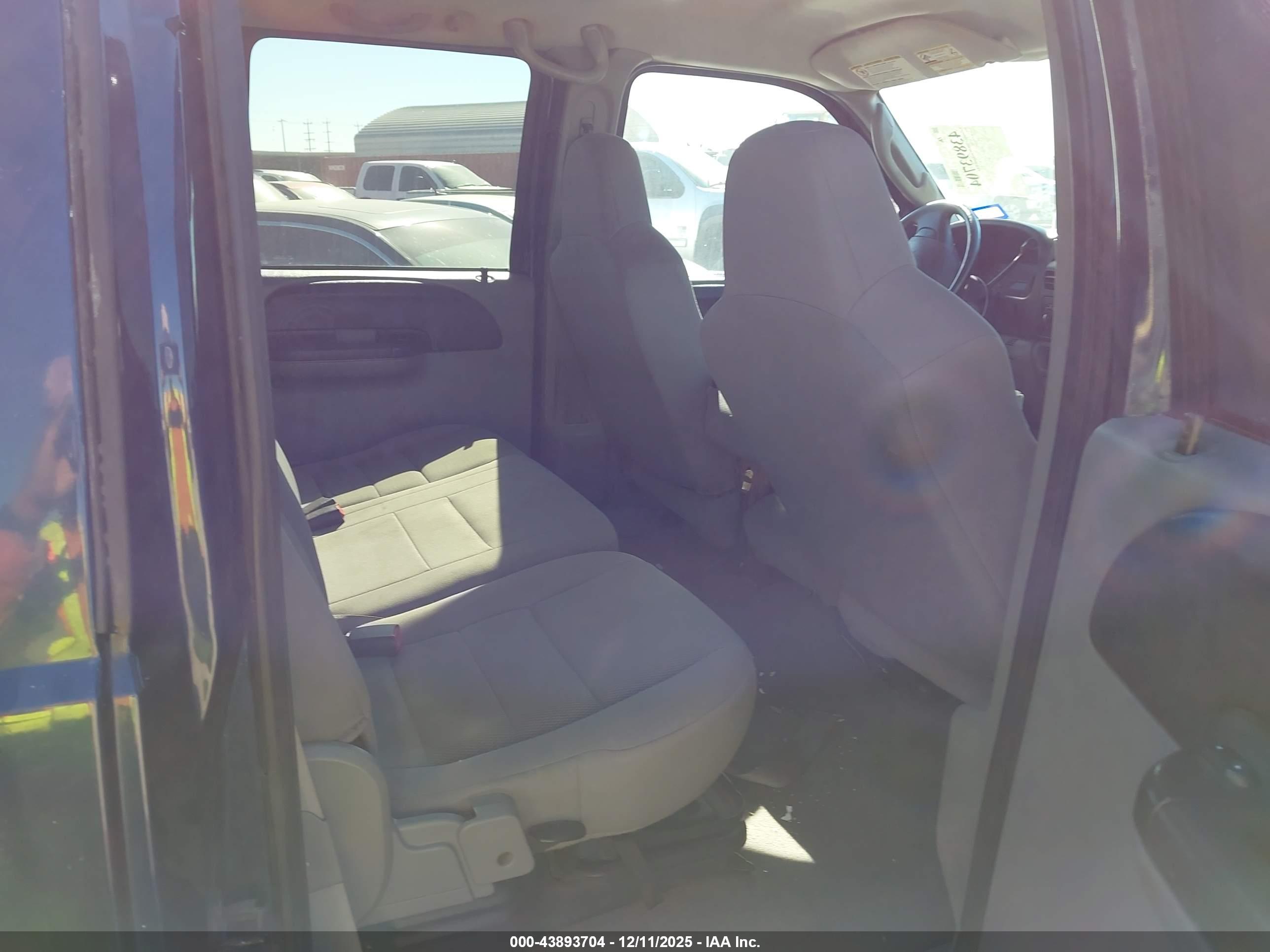 FORD F-350 image 7