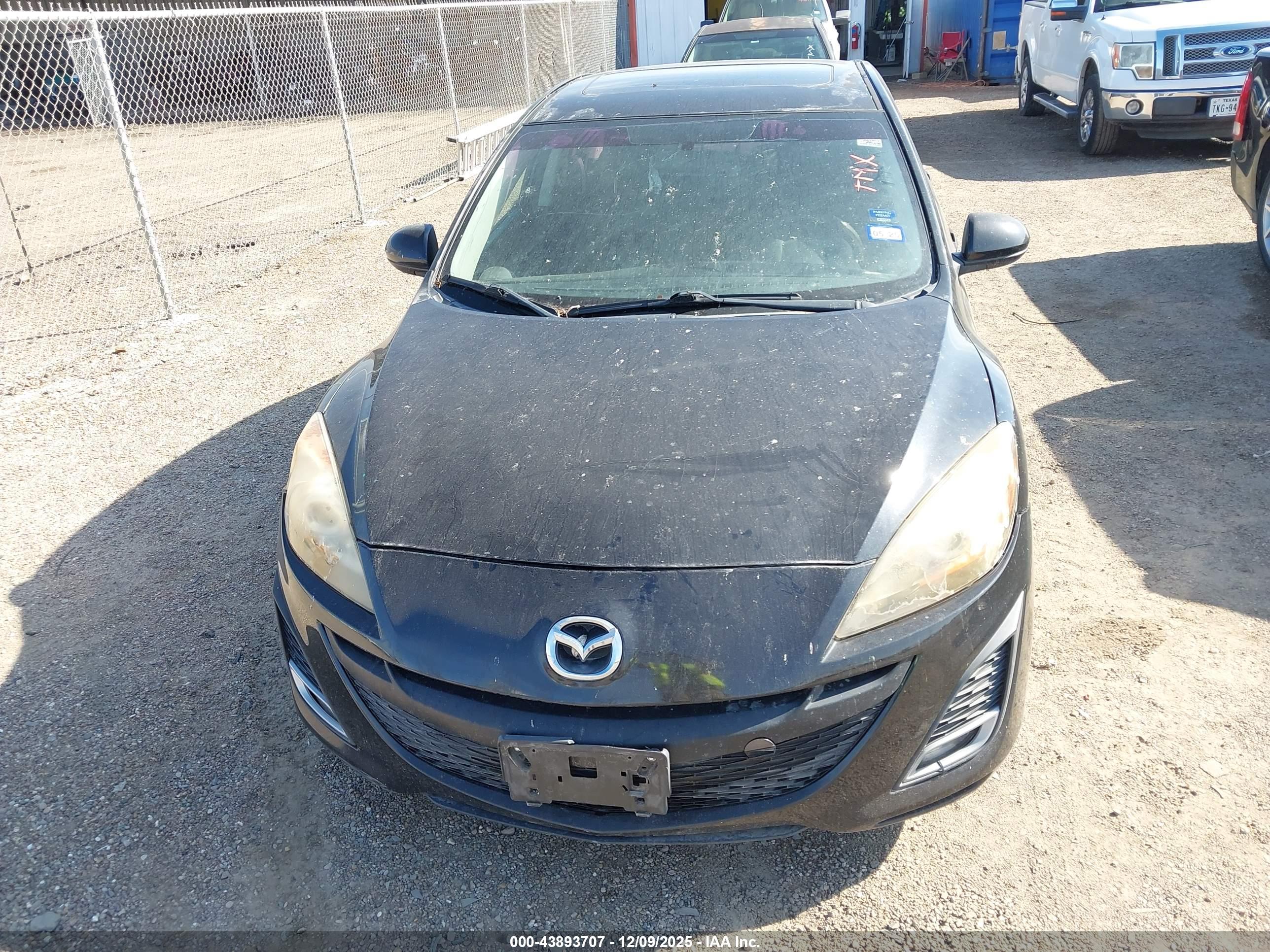 MAZDA MAZDA3 image 6