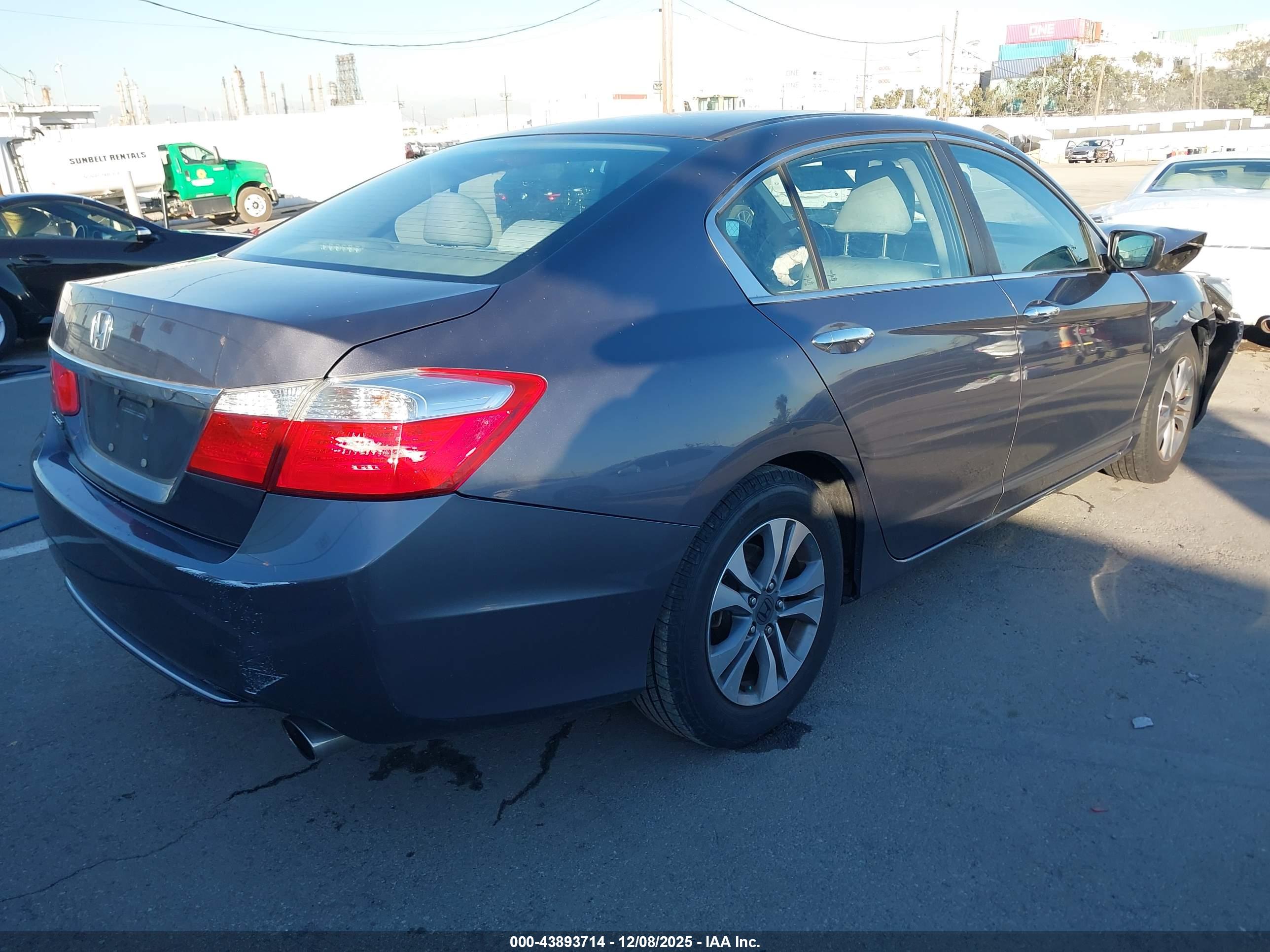 HONDA ACCORD image 4
