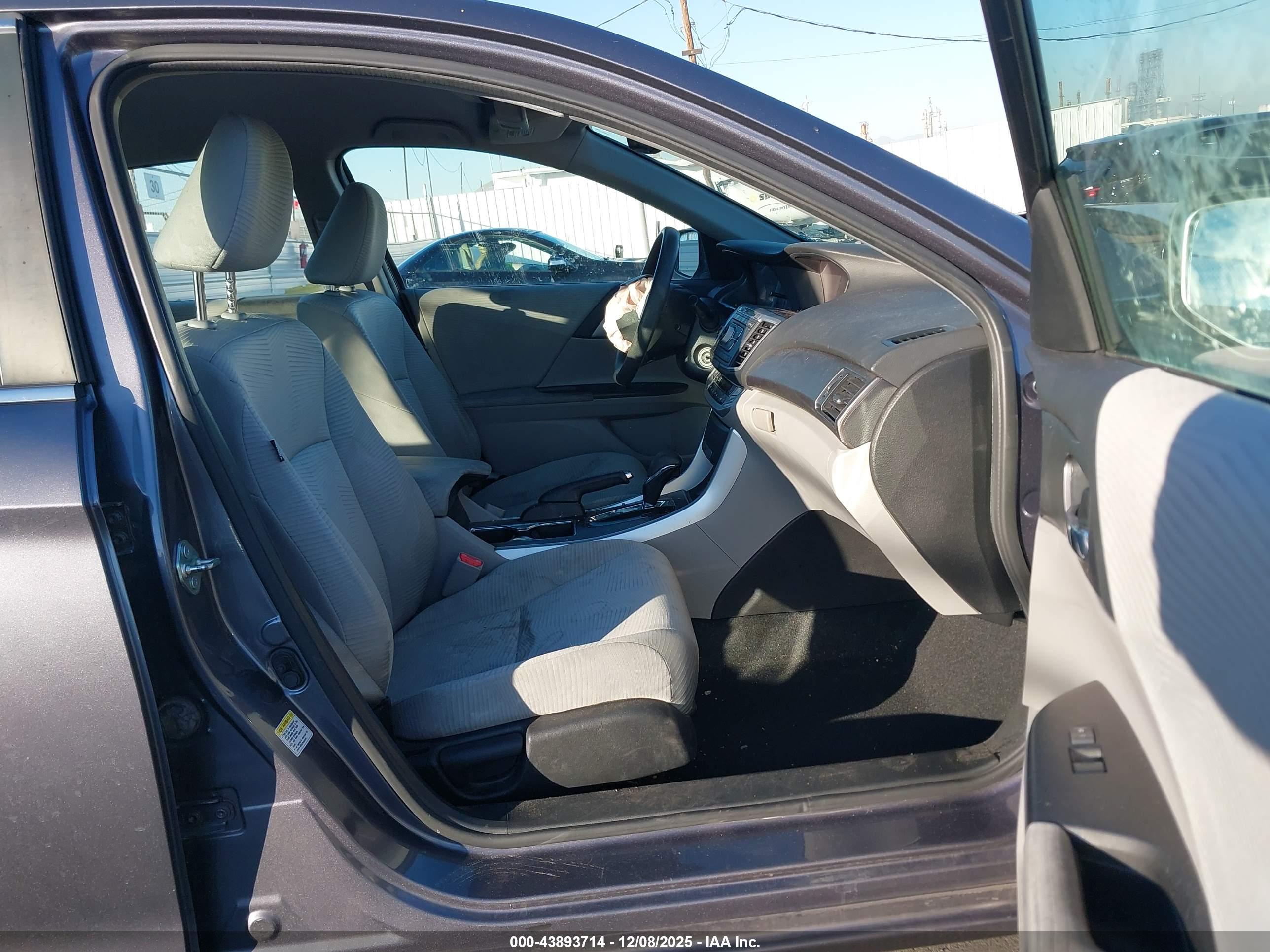 HONDA ACCORD image 5