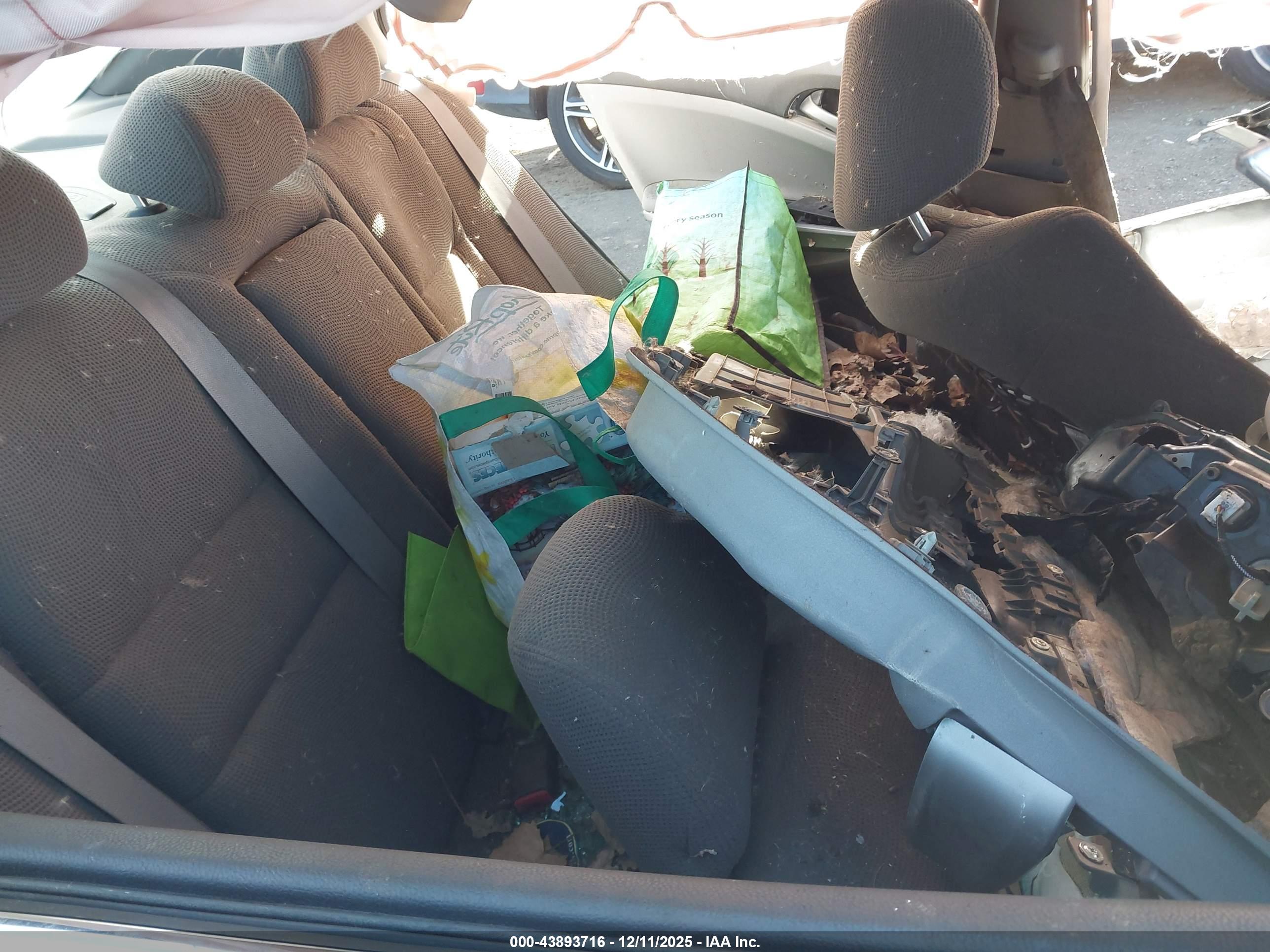 HONDA ACCORD image 8