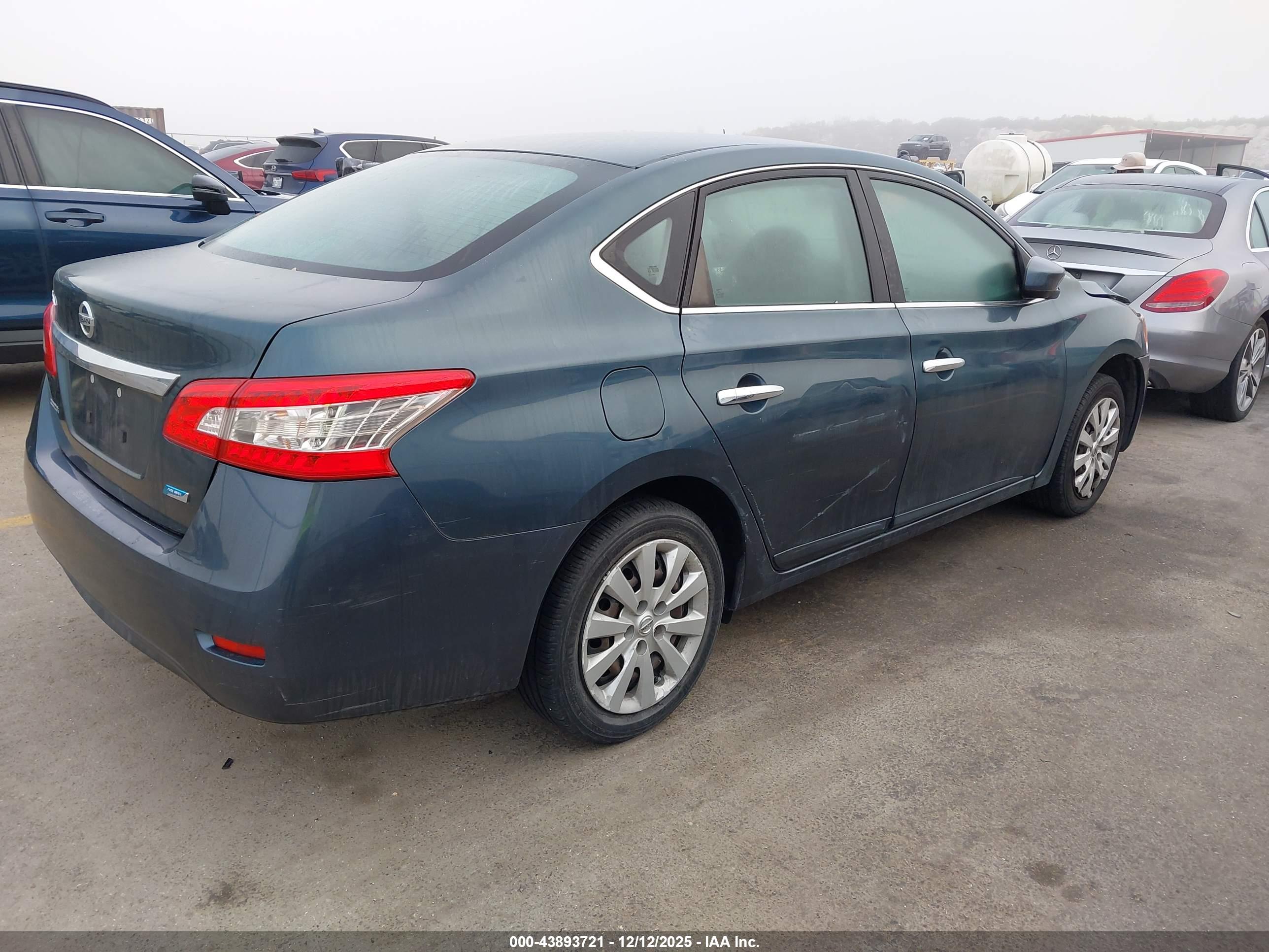 NISSAN SENTRA image 4