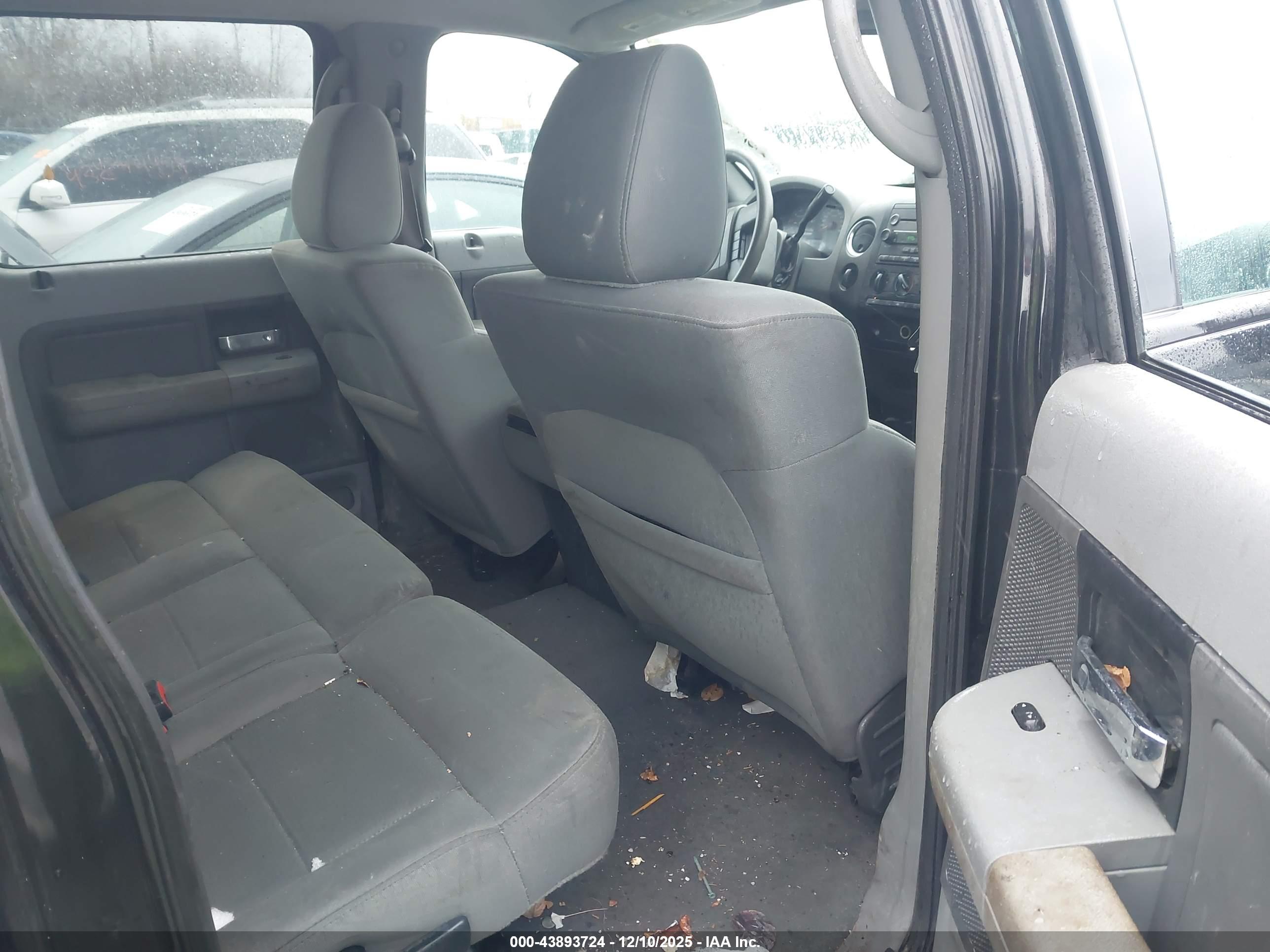 FORD F-150 image 8