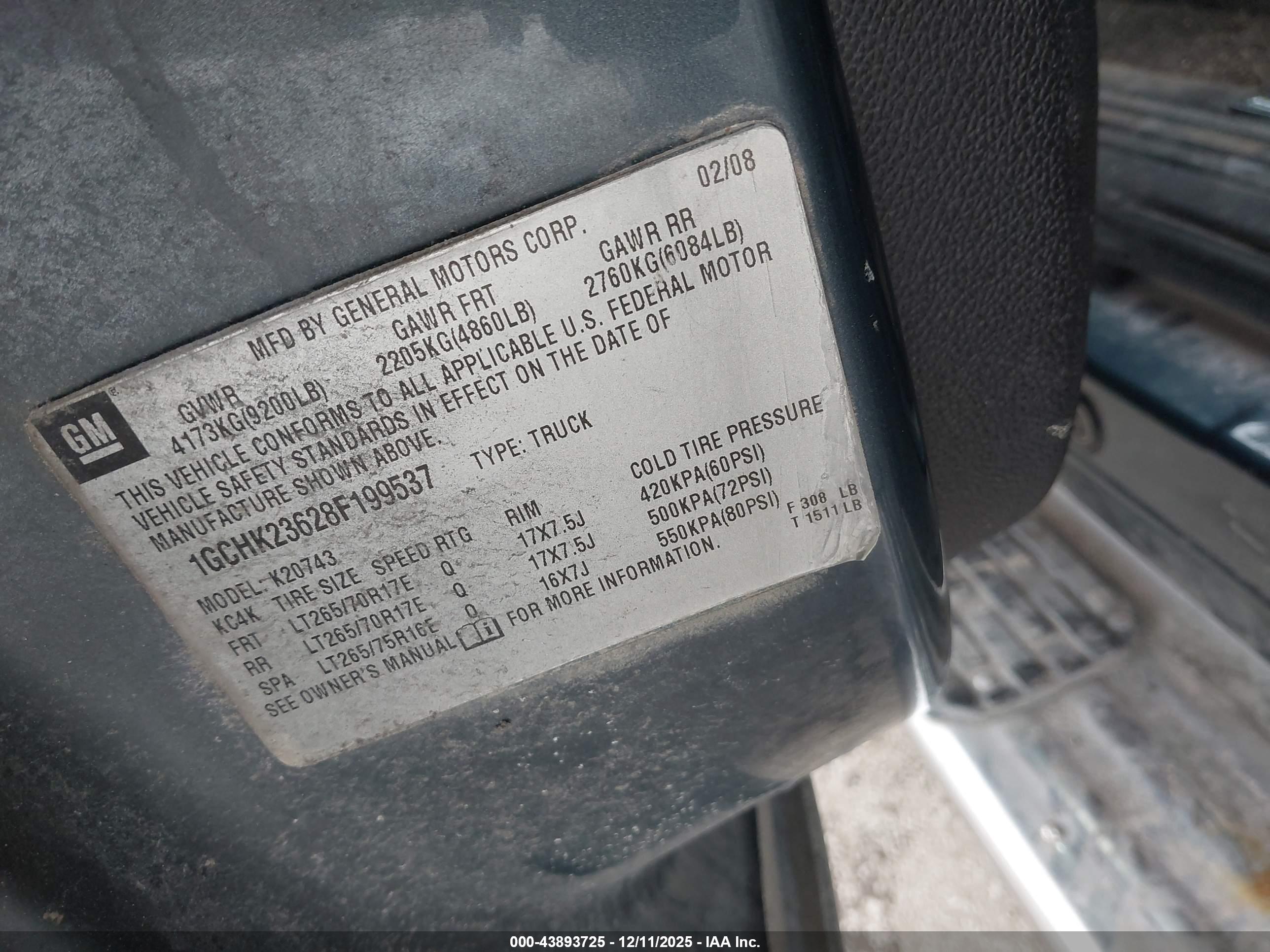 CHEVROLET SILVERADO image 9