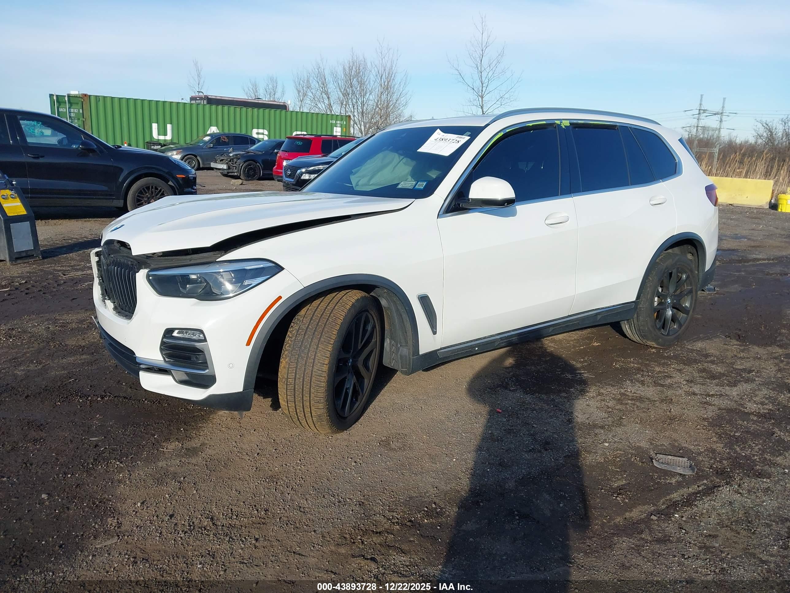 BMW X5 image 2