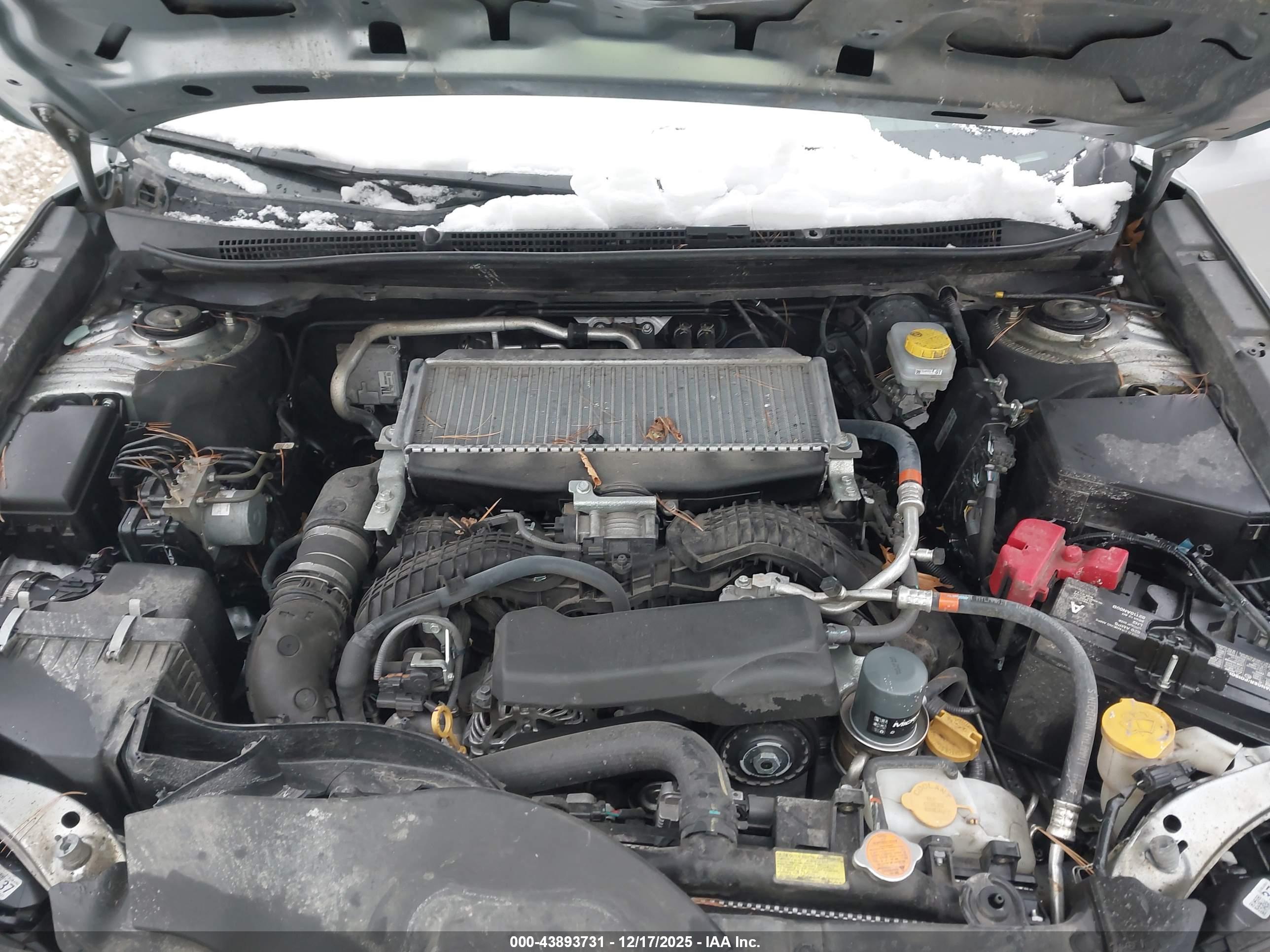 SUBARU OUTBACK image 10