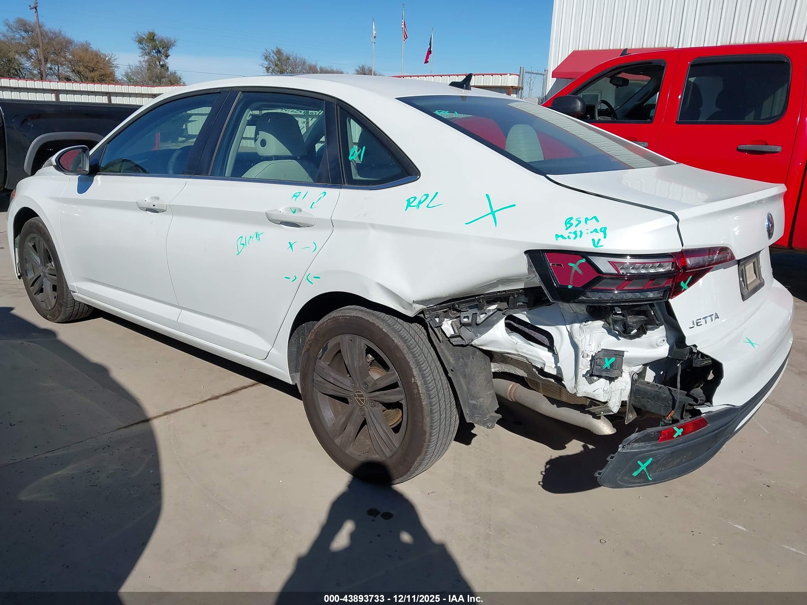 VOLKSWAGEN JETTA image 3