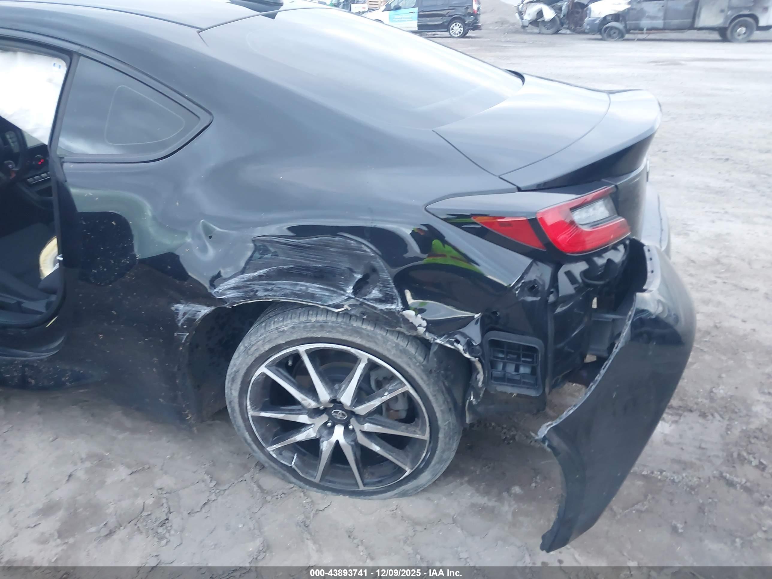 TOYOTA GR86 image 6