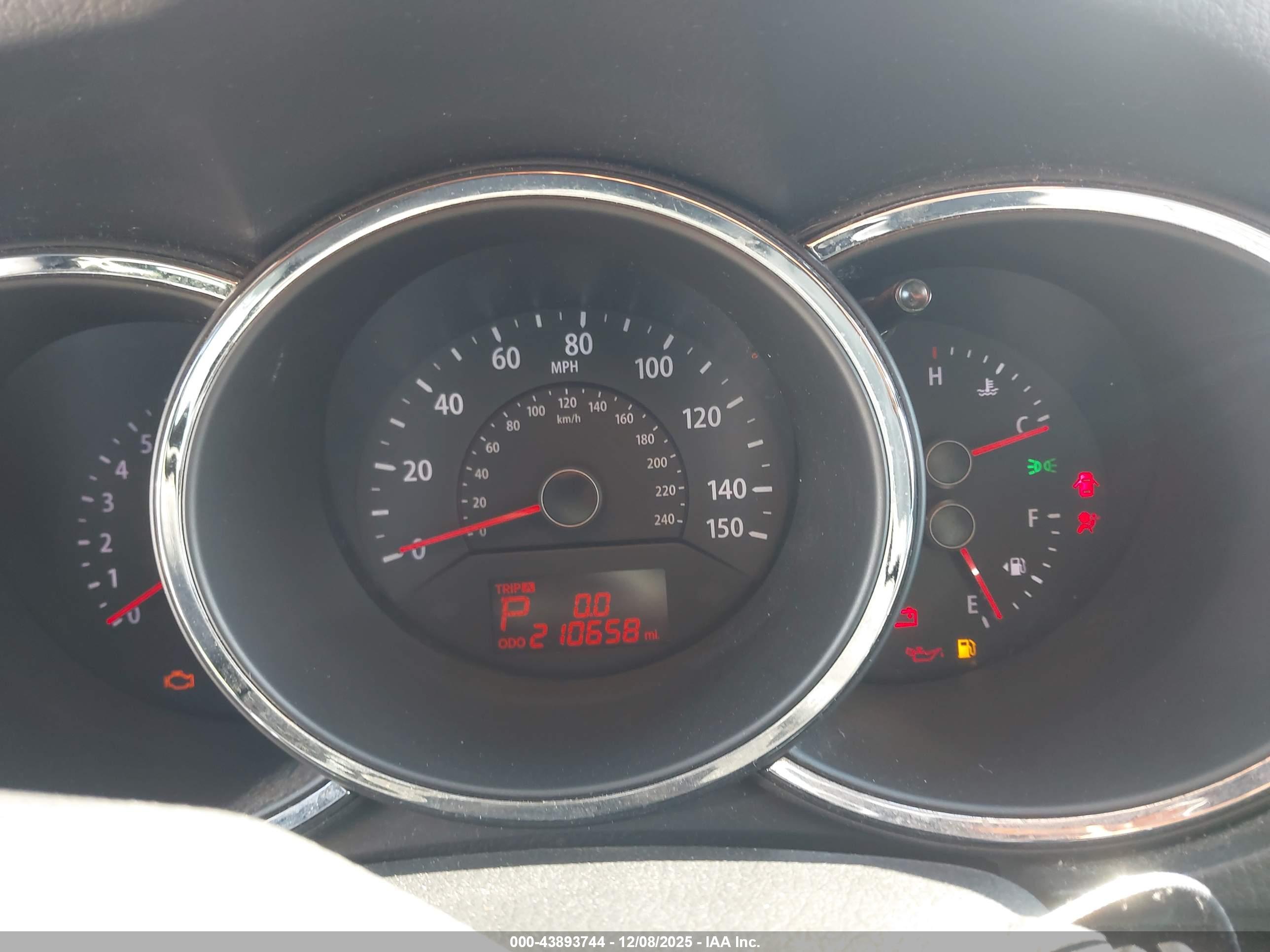 KIA SORENTO image 7