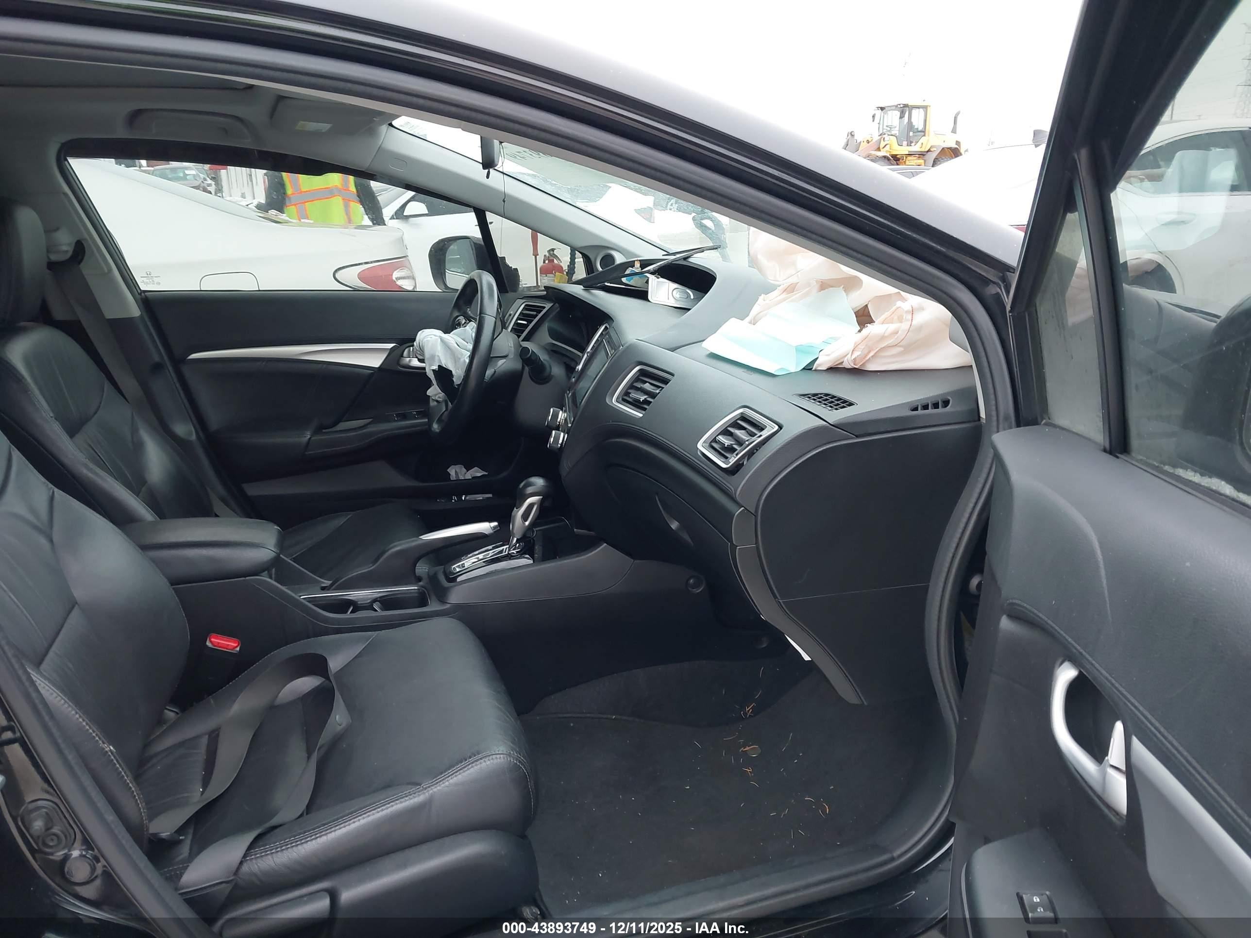 HONDA CIVIC image 5