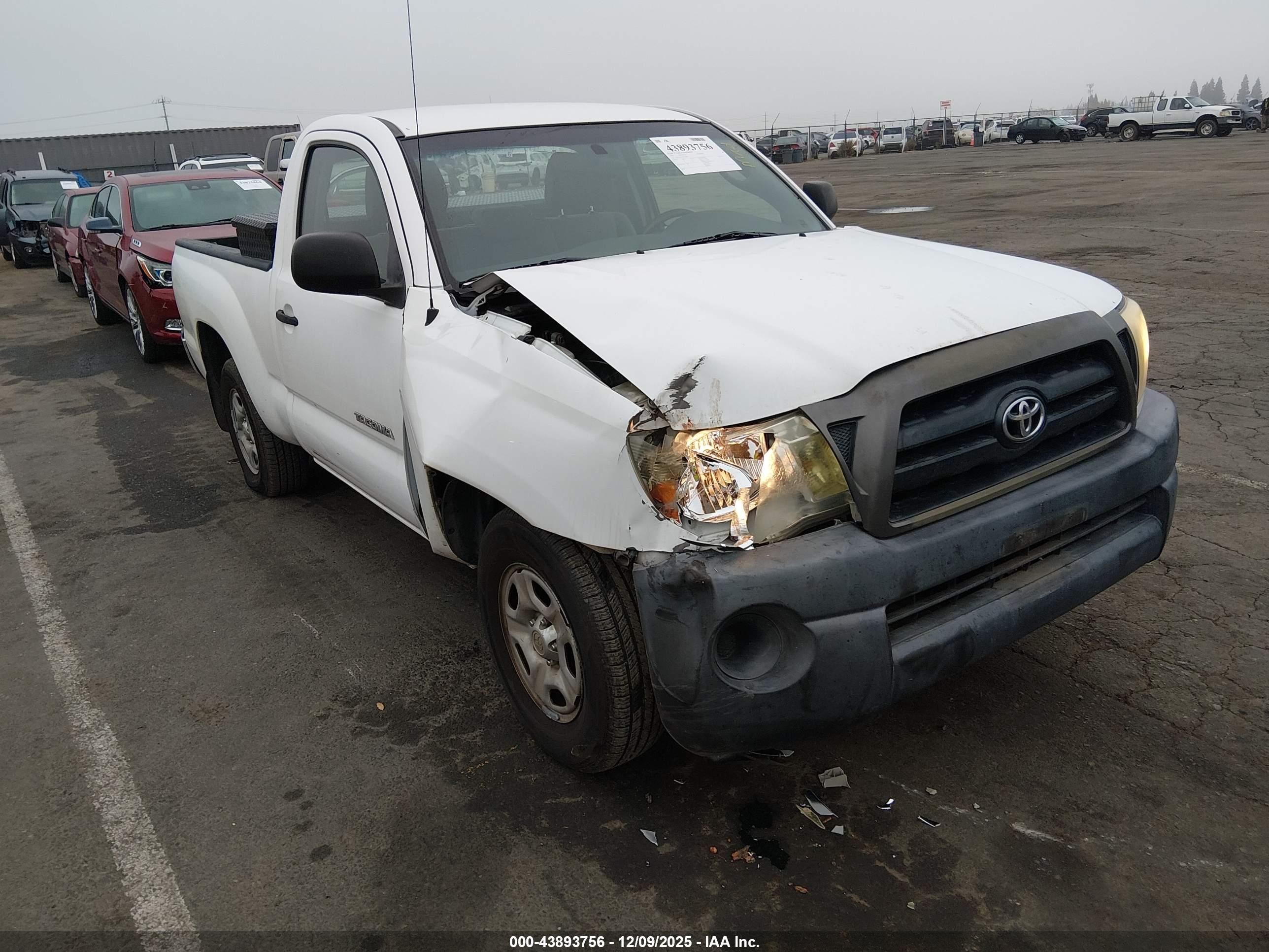 TOYOTA TACOMA image 6