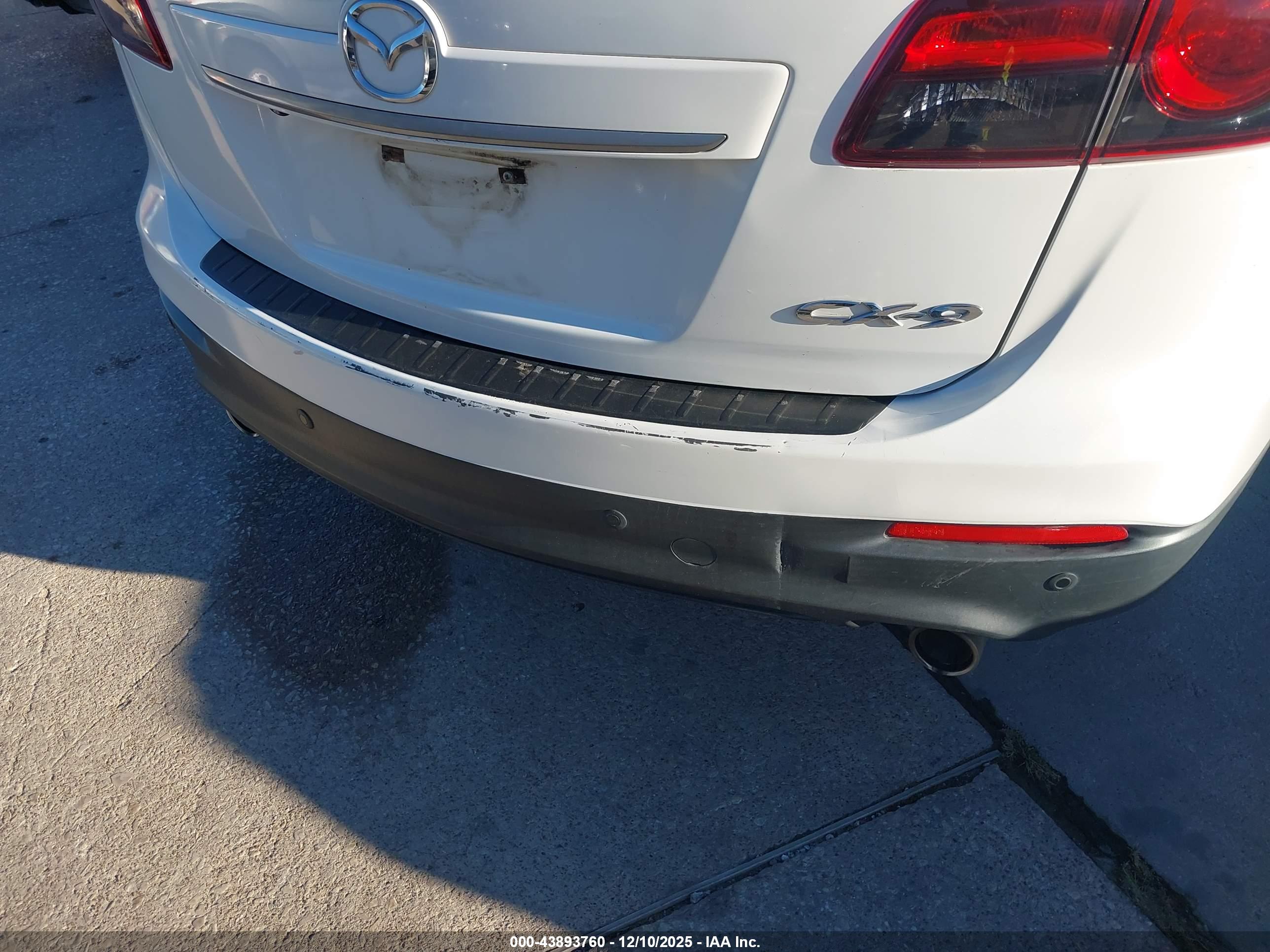 MAZDA CX-9 image 6