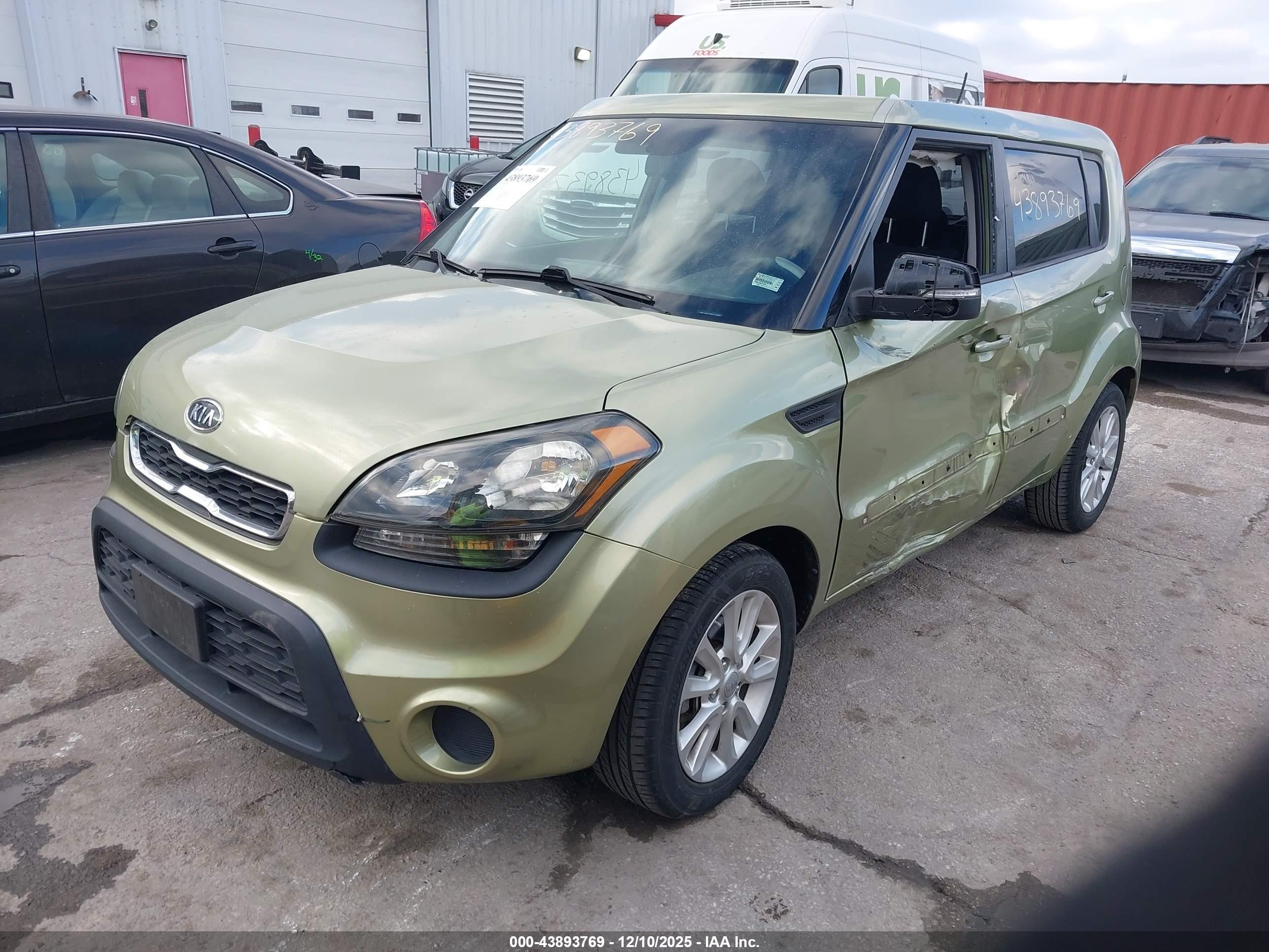 KIA SOUL image 2