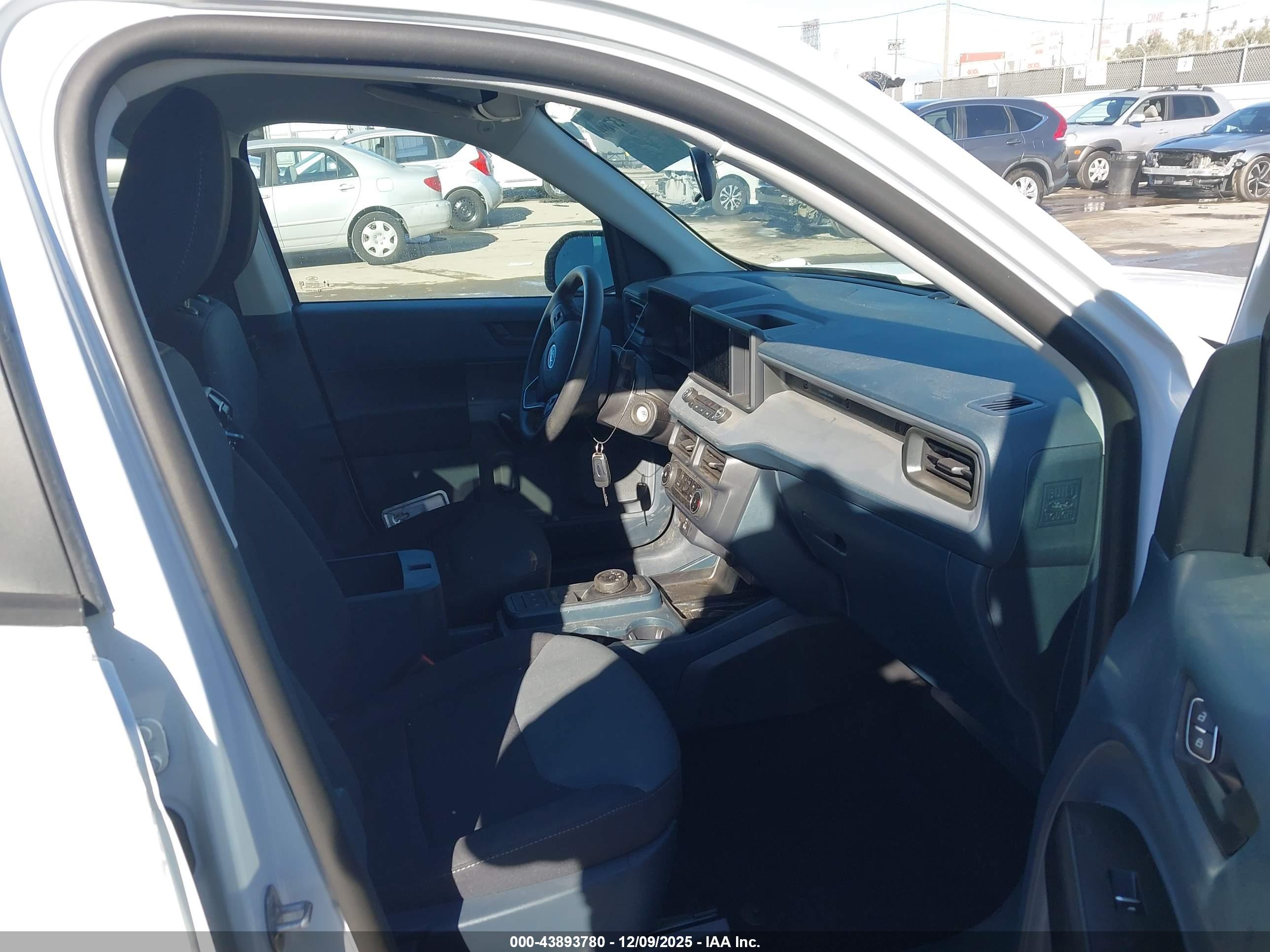 FORD MAVERICK image 5