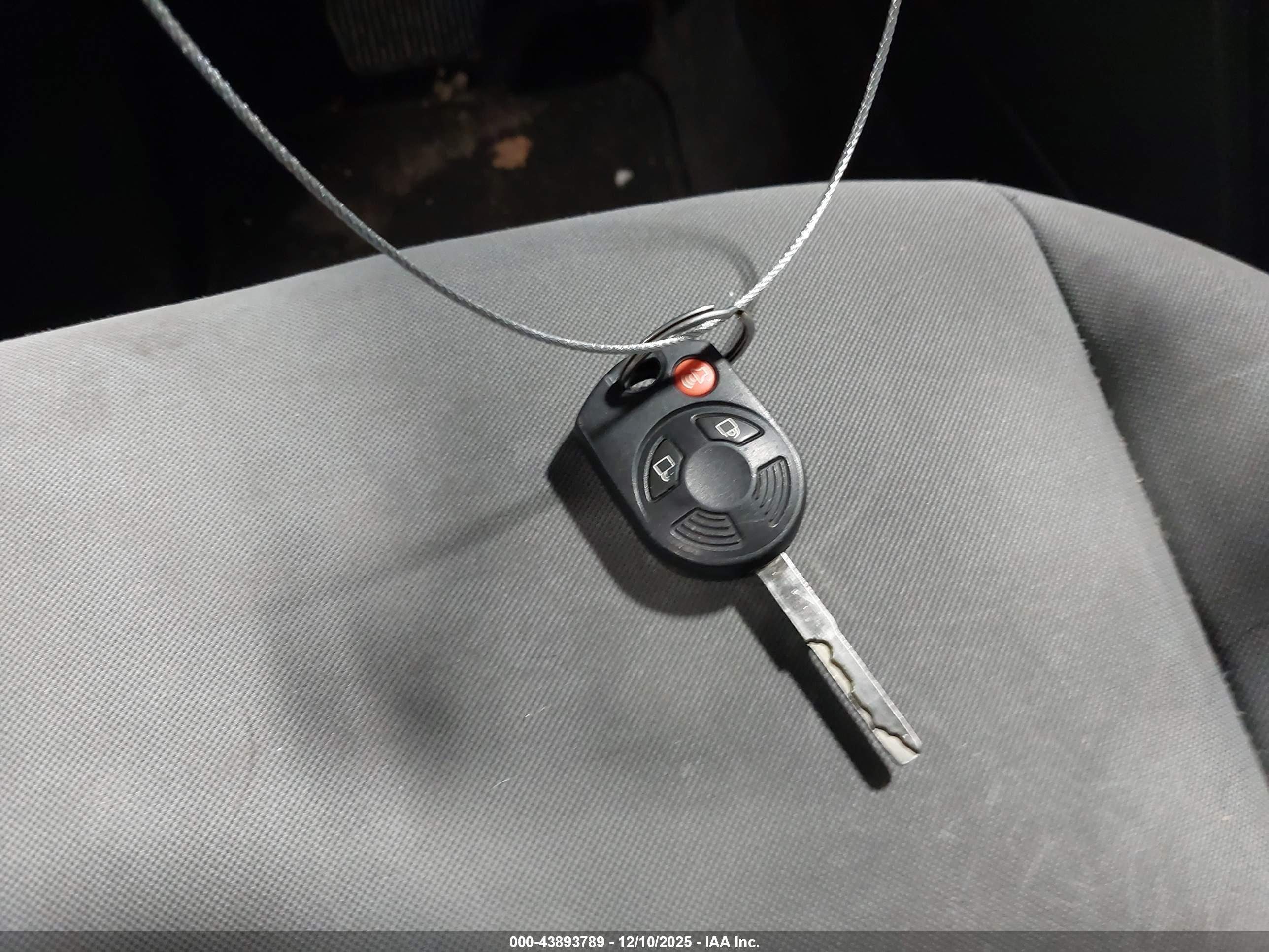 FORD ESCAPE image 11