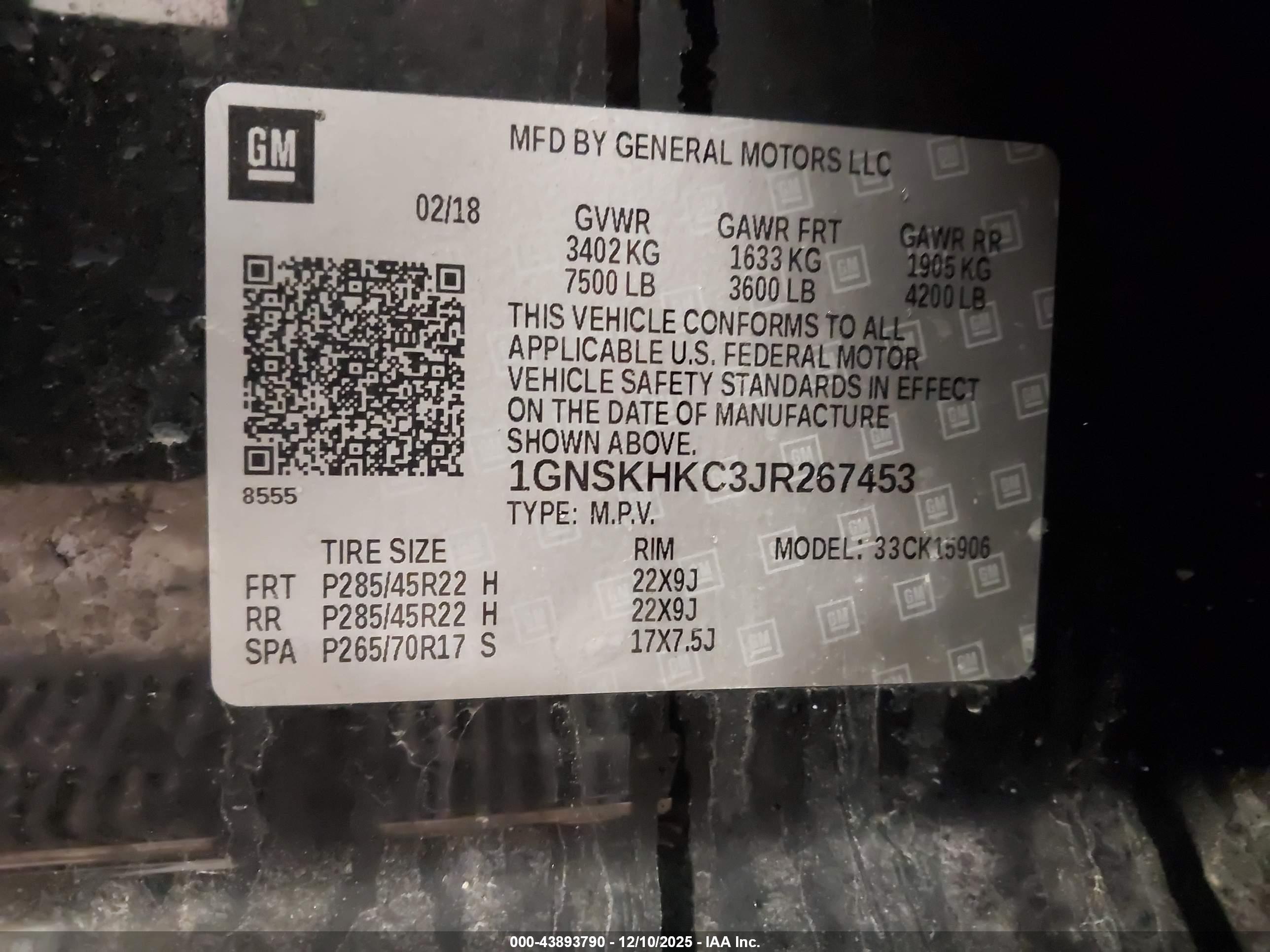 CHEVROLET SUBURBAN image 9