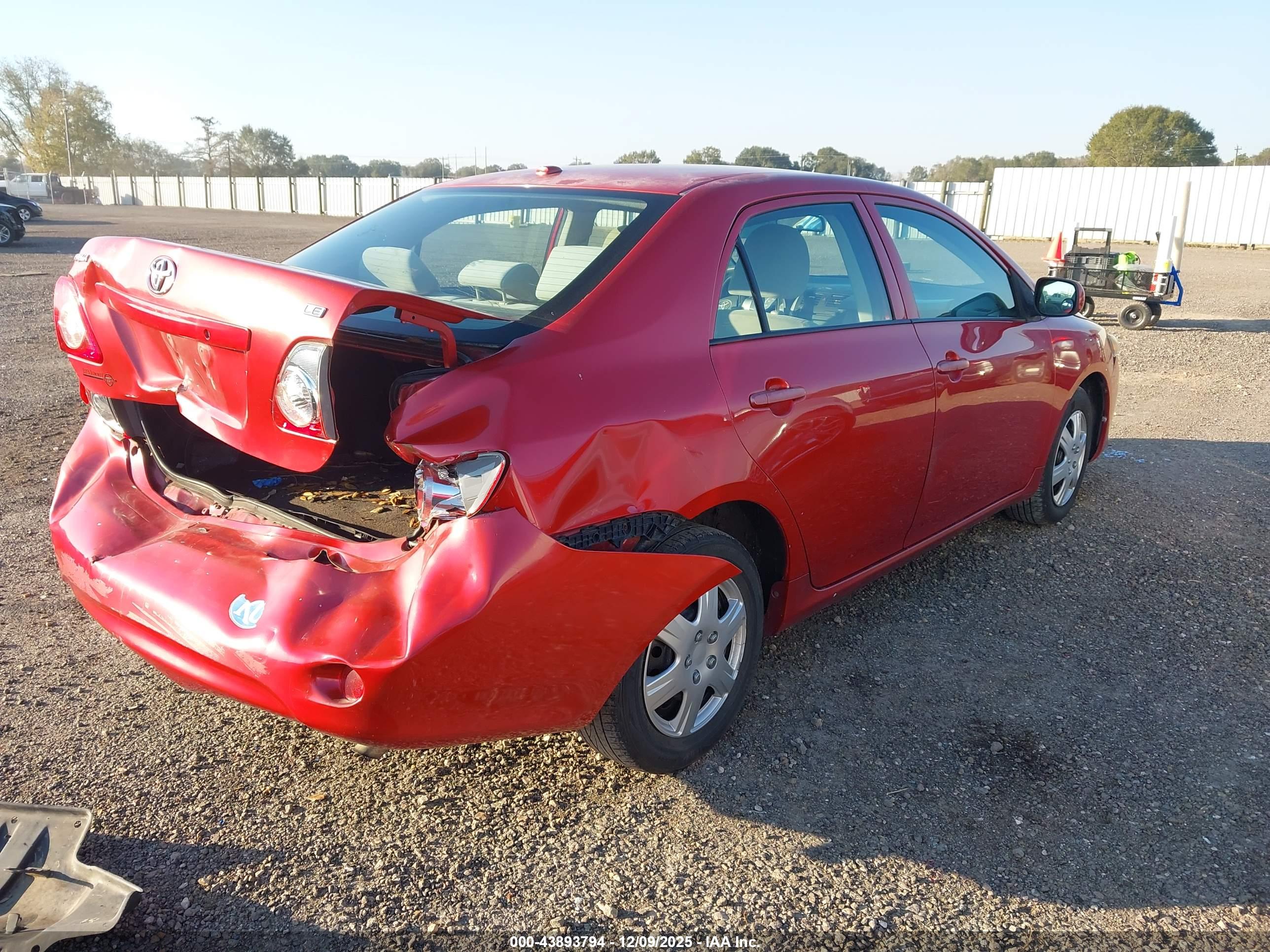 TOYOTA COROLLA image 4