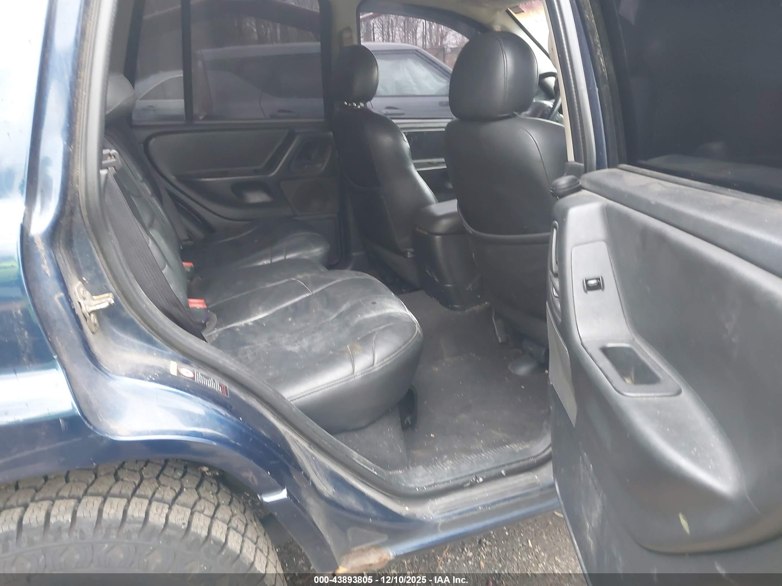JEEP GRAND image 8