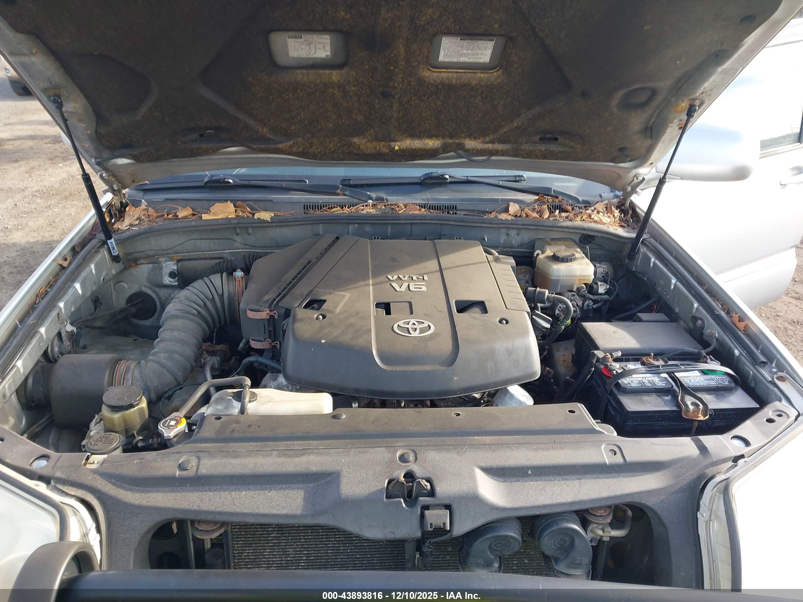 TOYOTA 4RUNNER image 10