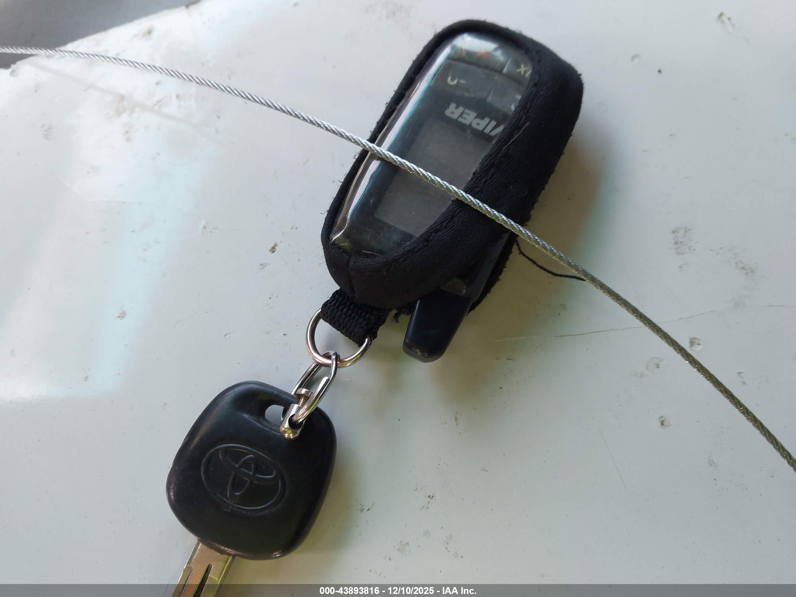 TOYOTA 4RUNNER image 11