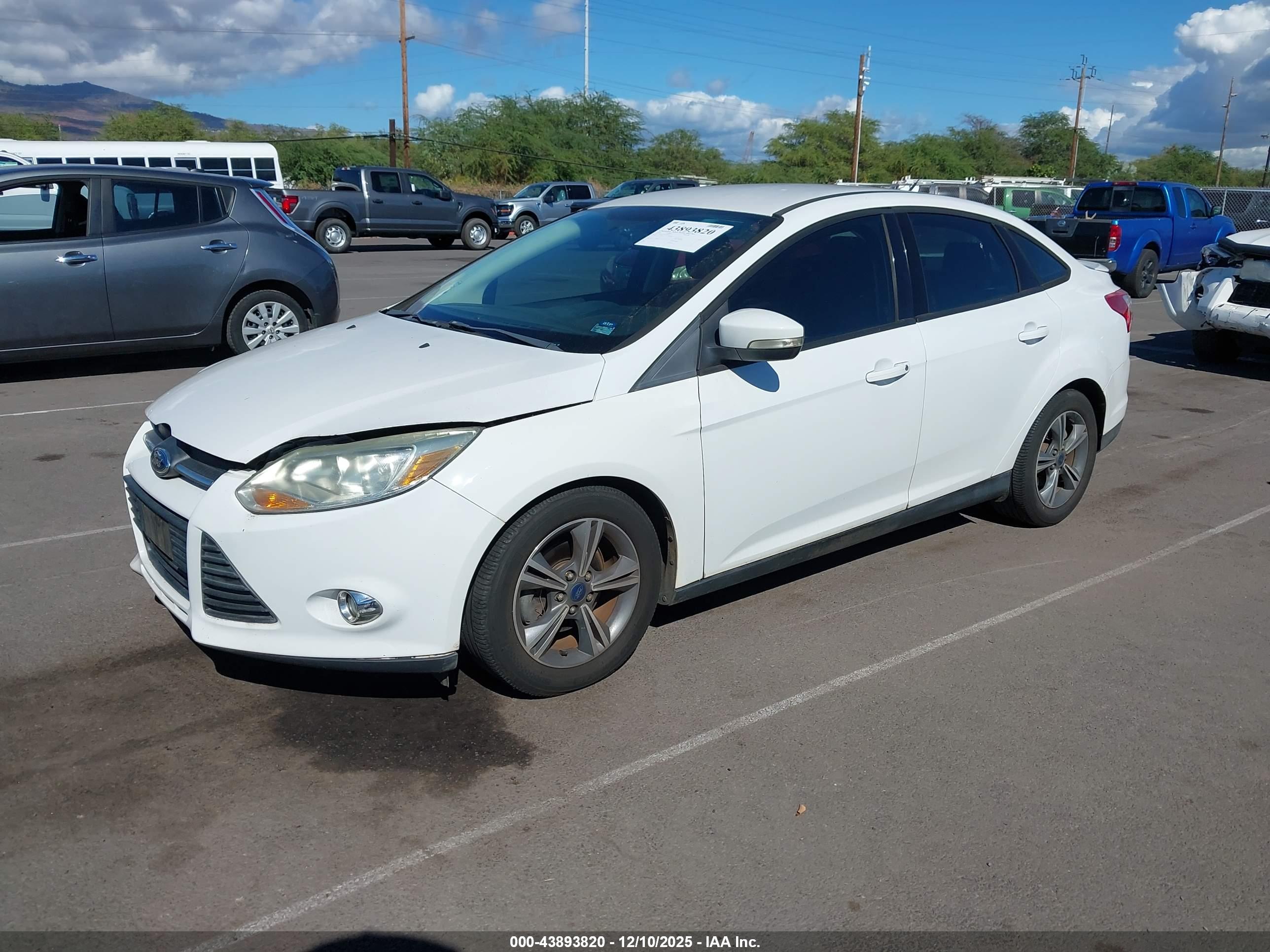 FORD FOCUS image 2