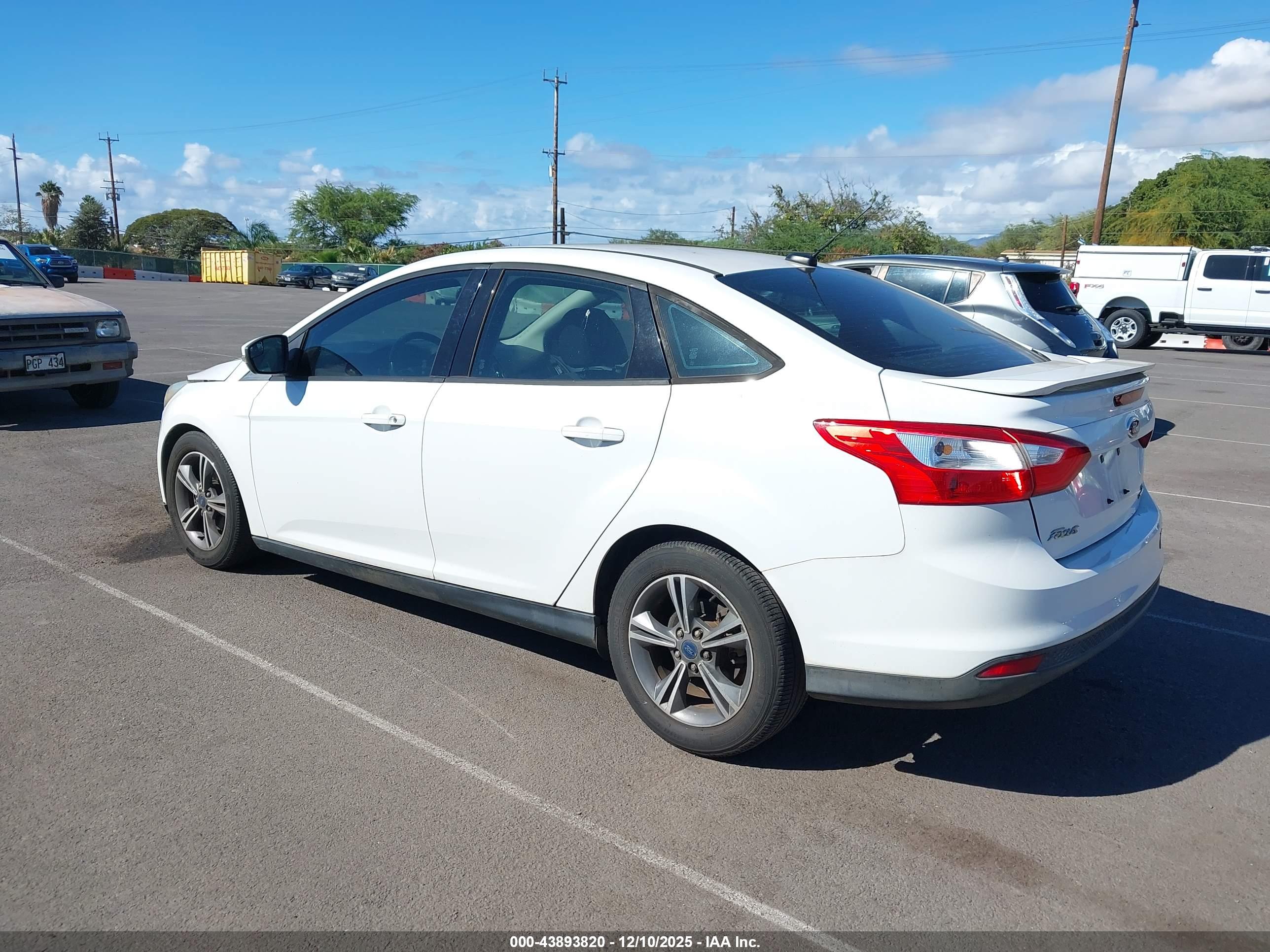 FORD FOCUS image 3